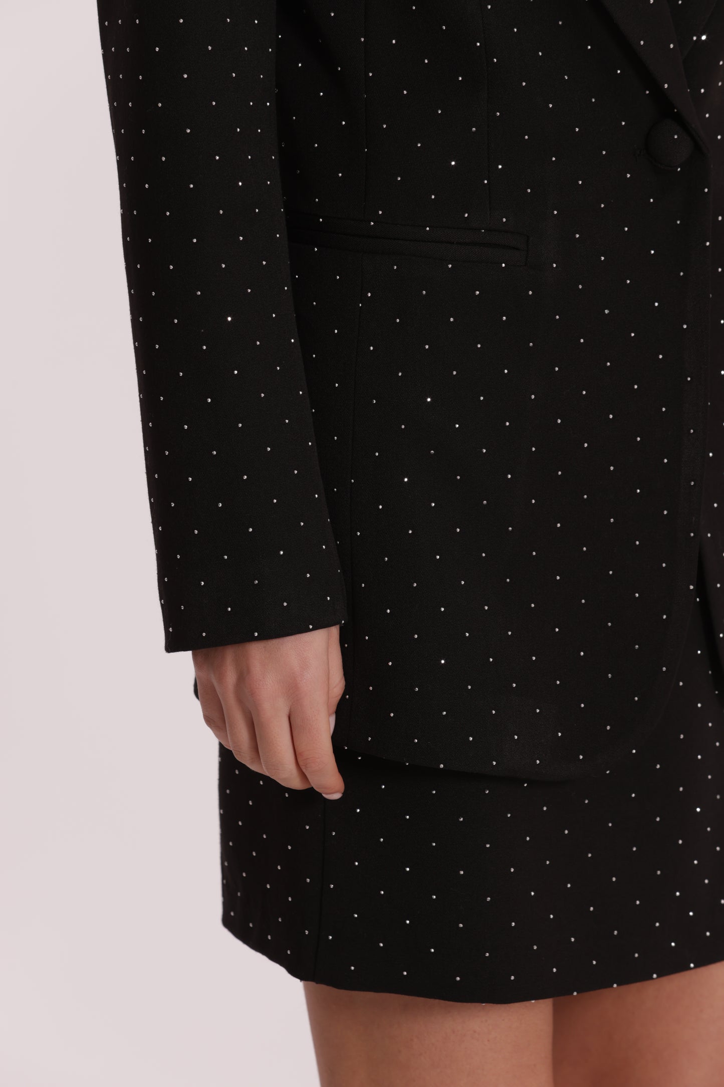GIACCA LUNGA CON APPLICAZIONE DI STRASS