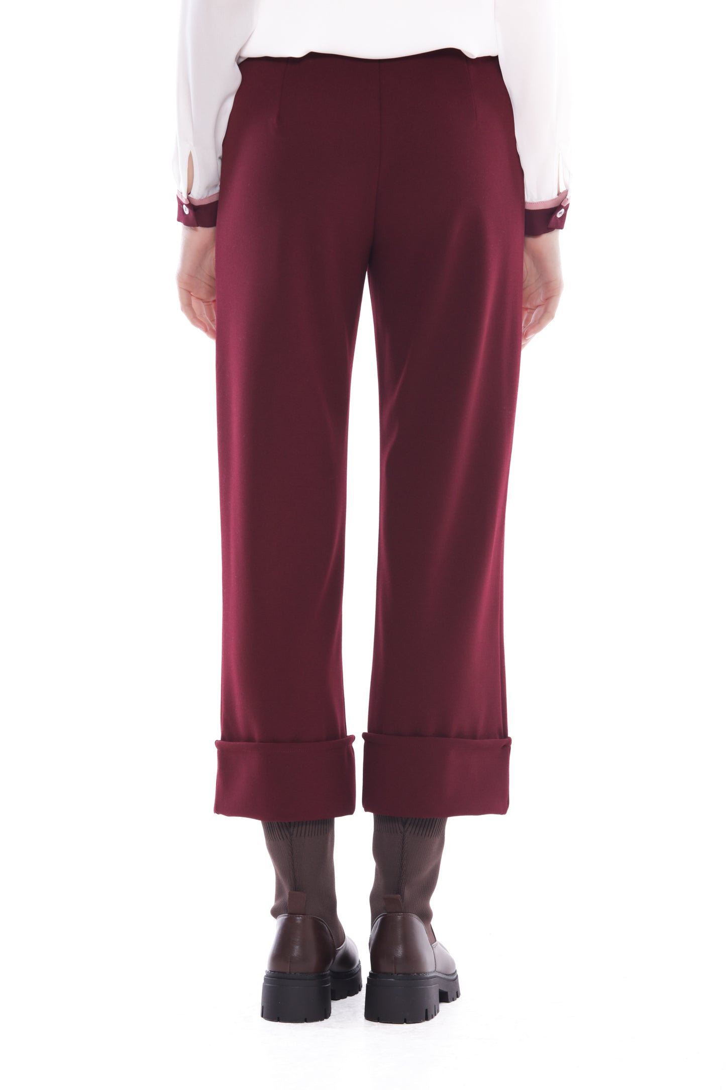 PANTALONE CON RISLVOLTO IN CREPE
