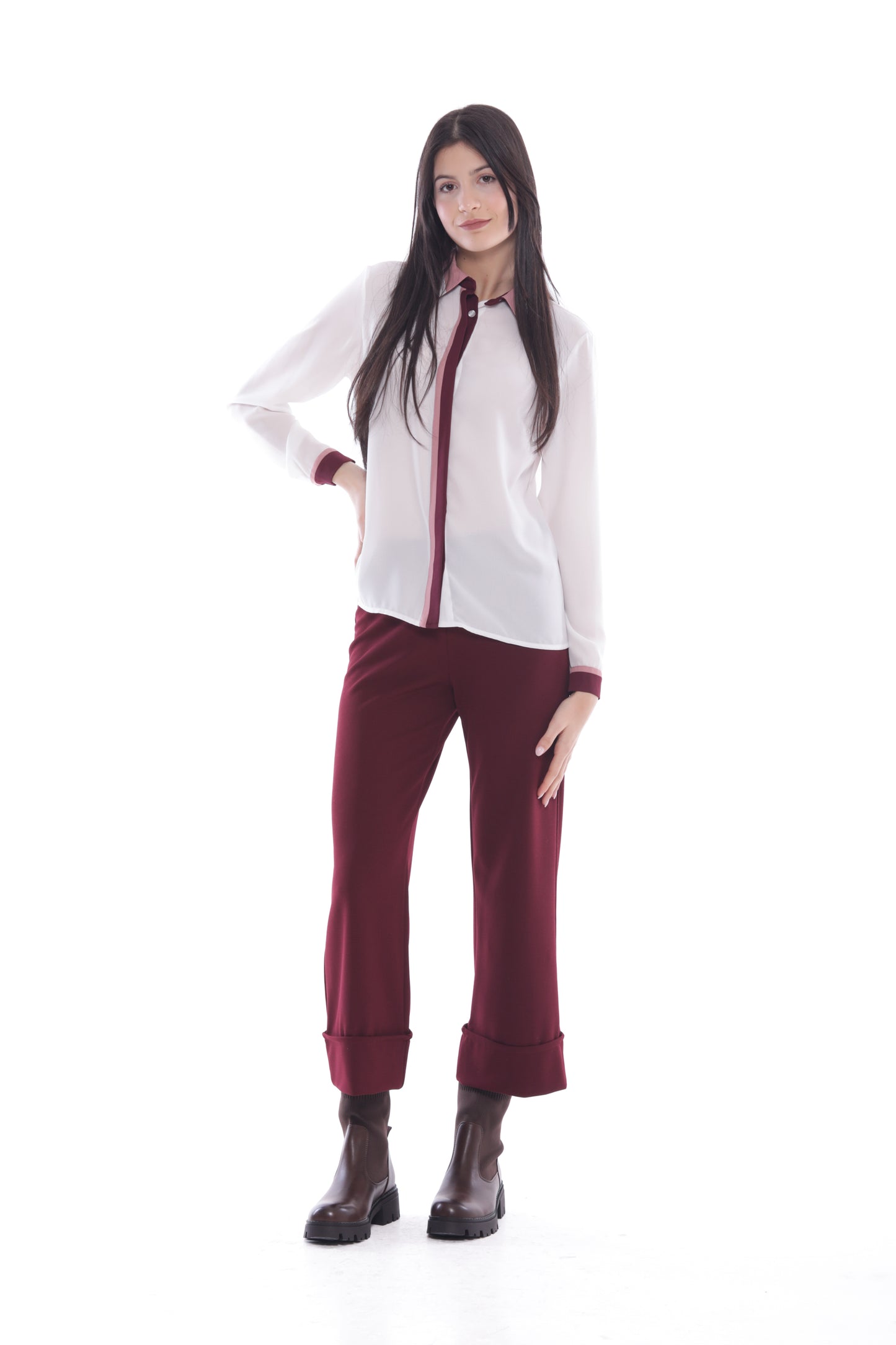 PANTALONE CON RISLVOLTO IN CREPE
