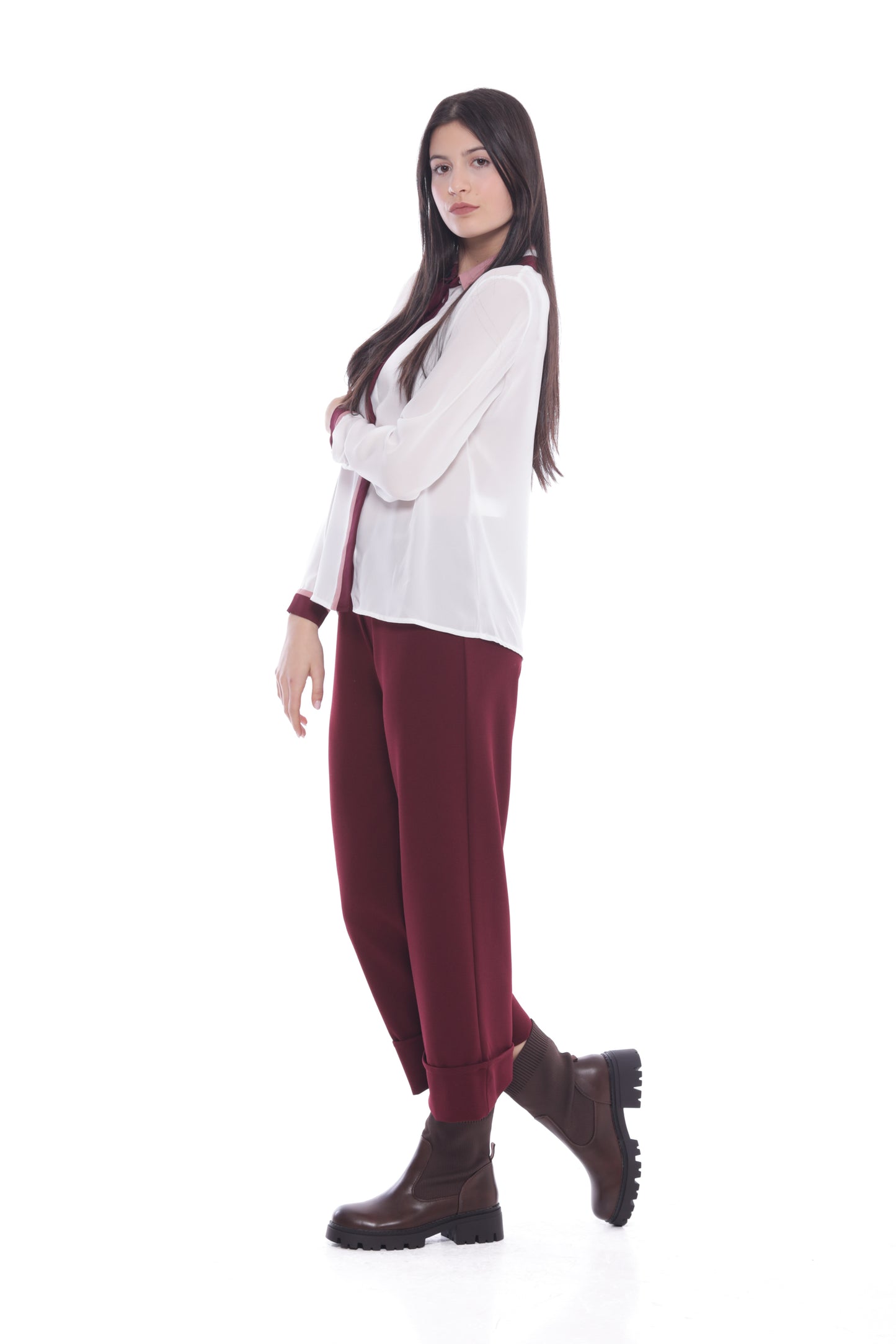PANTALONE CON RISLVOLTO IN CREPE