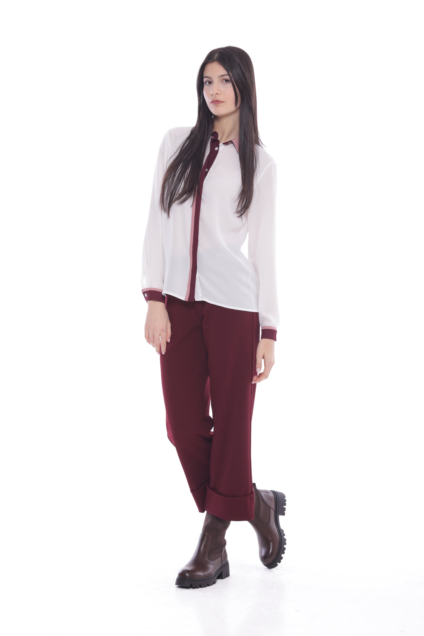 PANTALONE CON RISLVOLTO IN CREPE