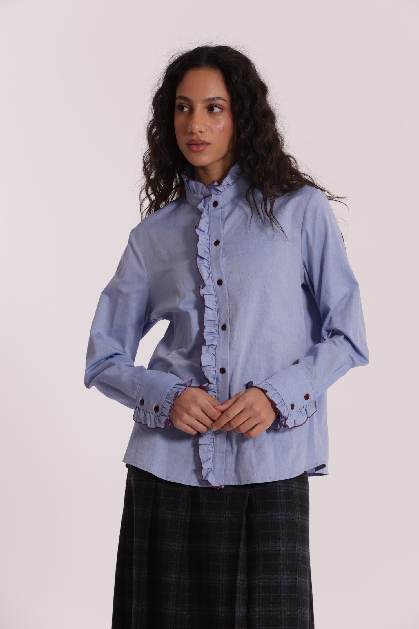 CAMICIA CON DETTAGLI ROUCHES