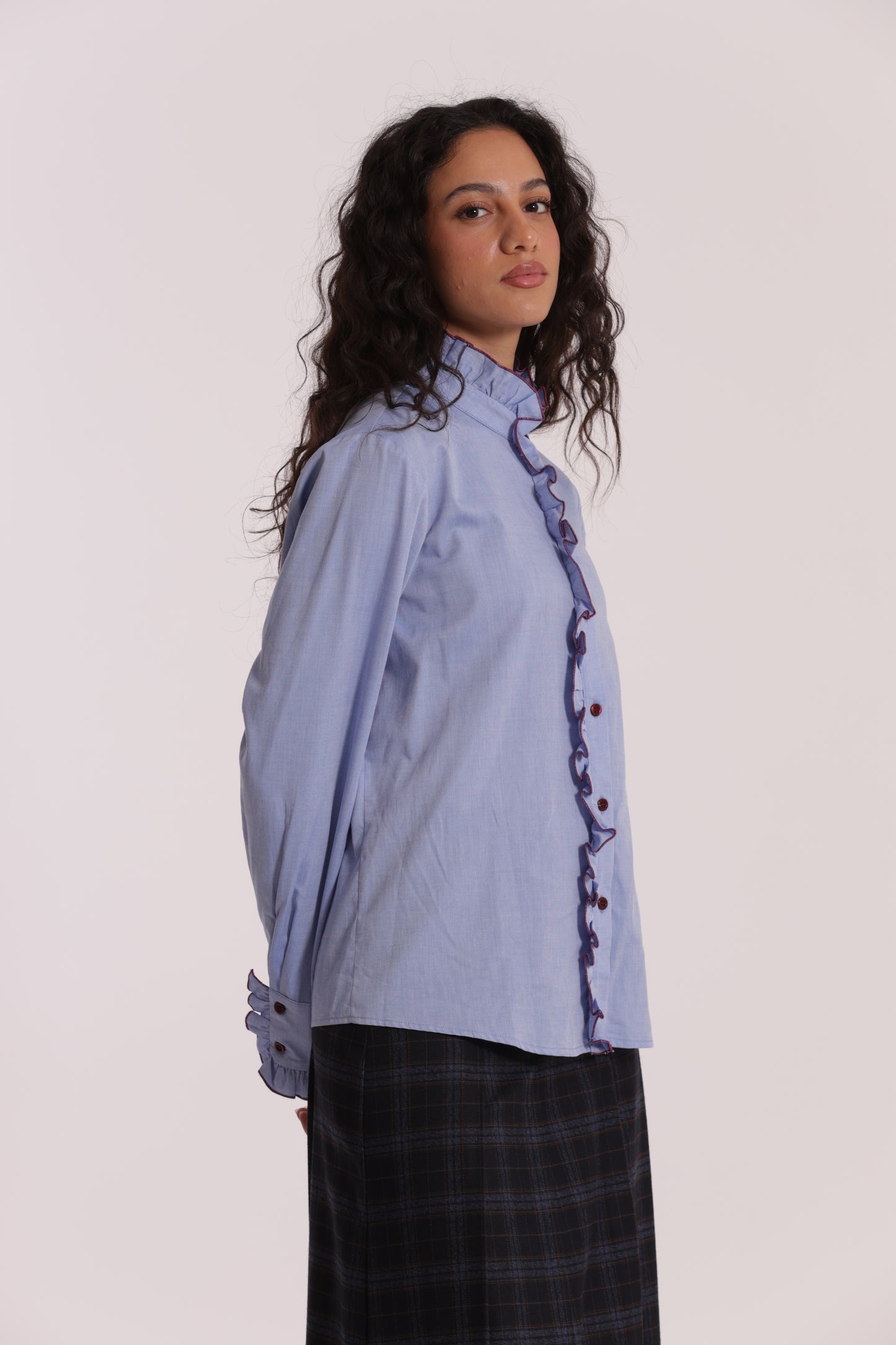 CAMICIA CON DETTAGLI ROUCHES