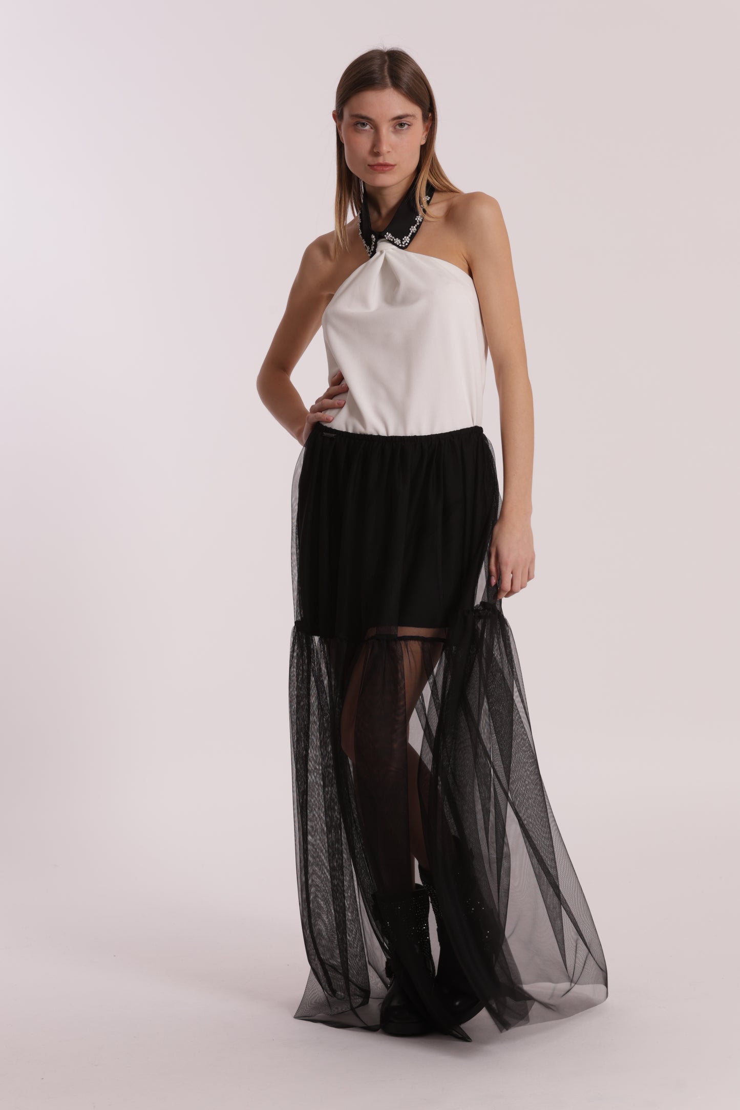 TOP CON COLLETTO DI STRASS