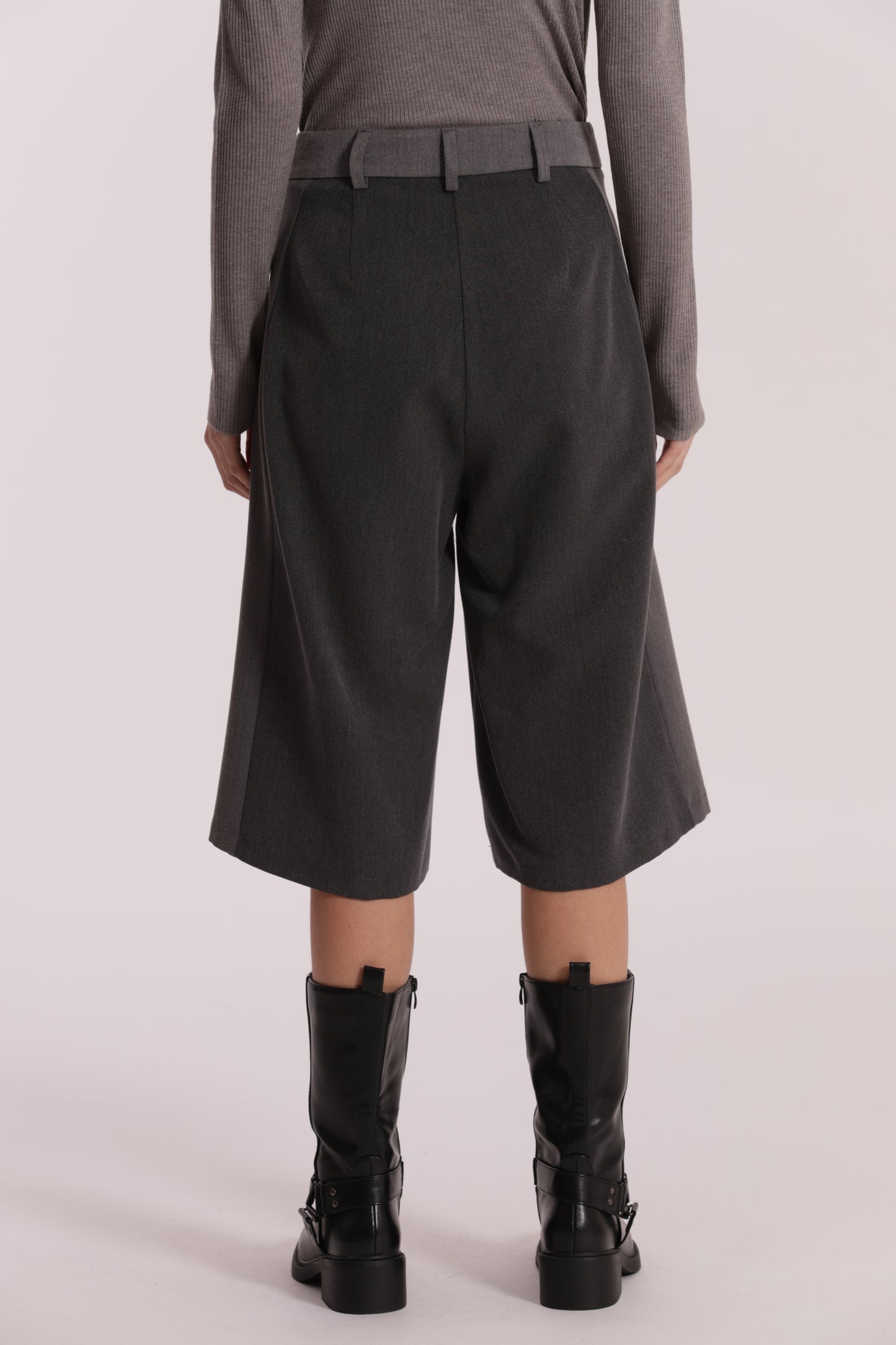 PANTALONE BERMUDA COLOR BLOCK