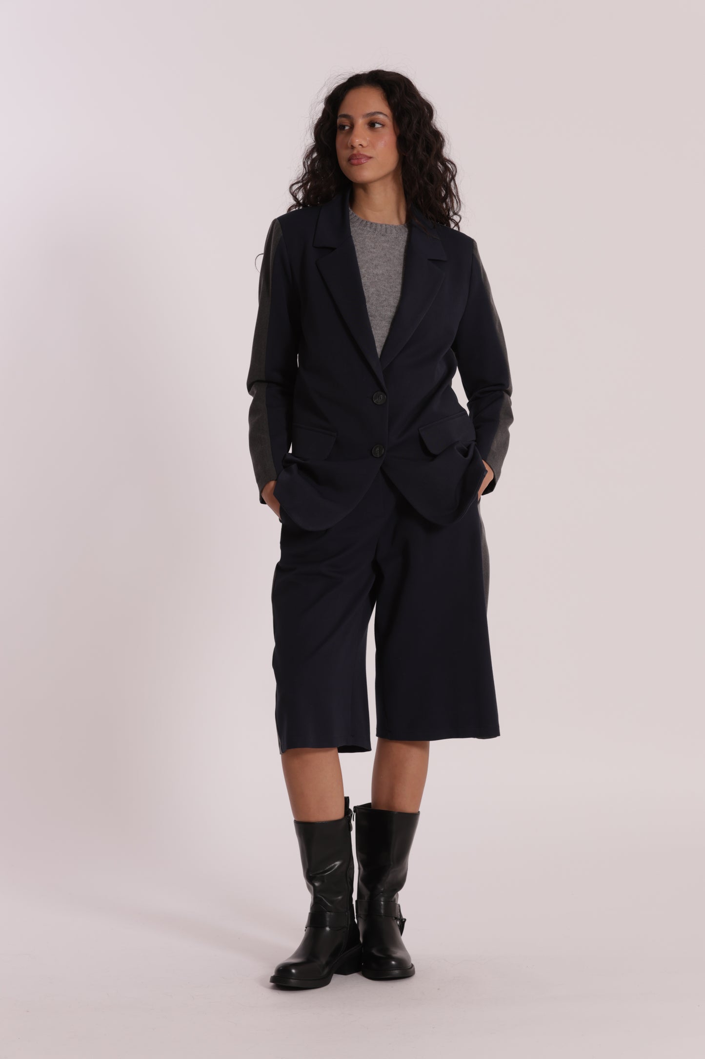 PANTALONE BERMUDA COLOR BLOCK