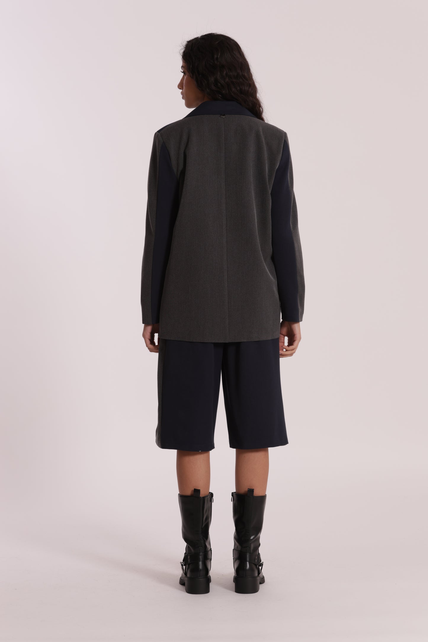 PANTALONE BERMUDA COLOR BLOCK