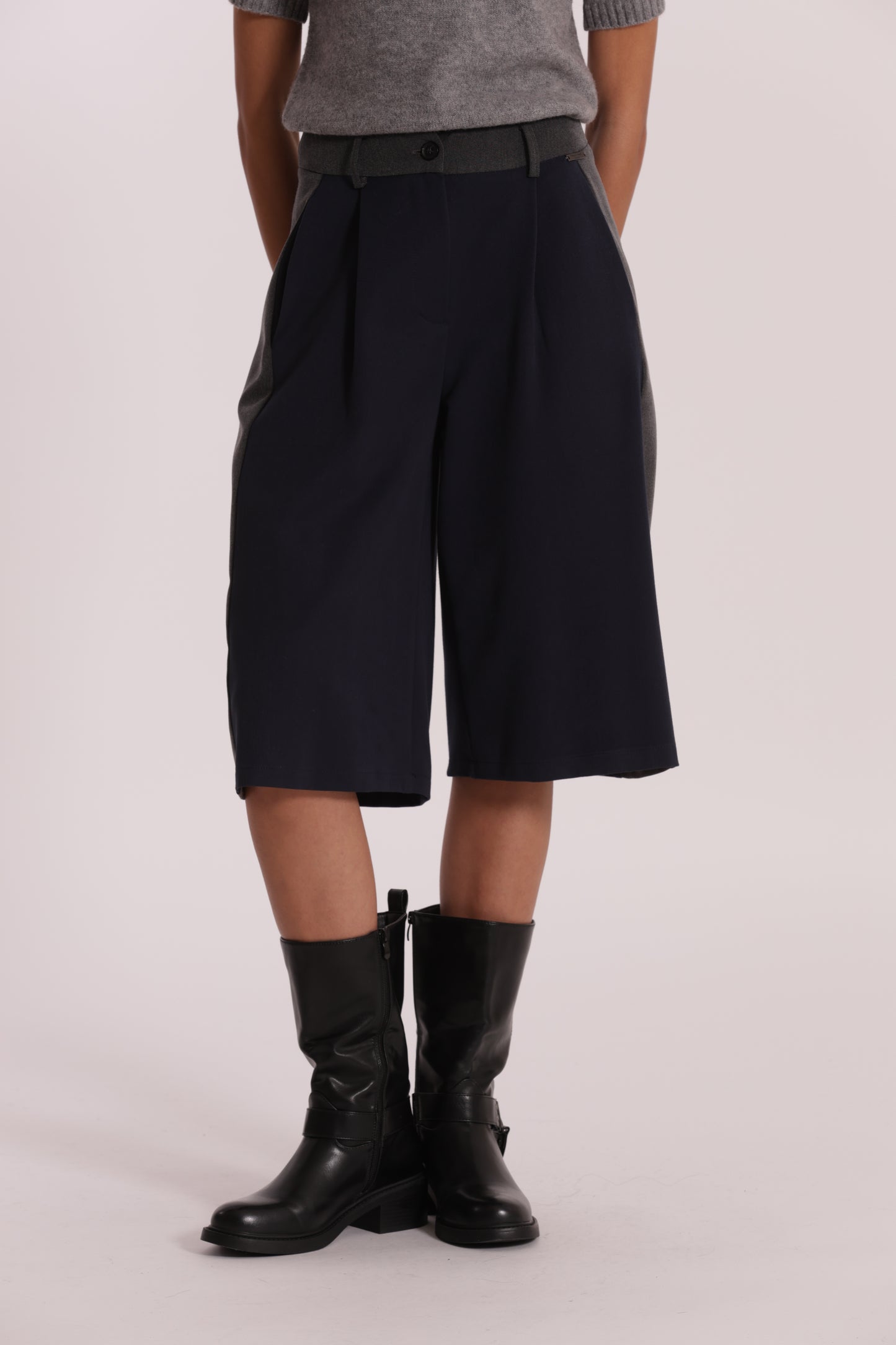 PANTALONE BERMUDA COLOR BLOCK