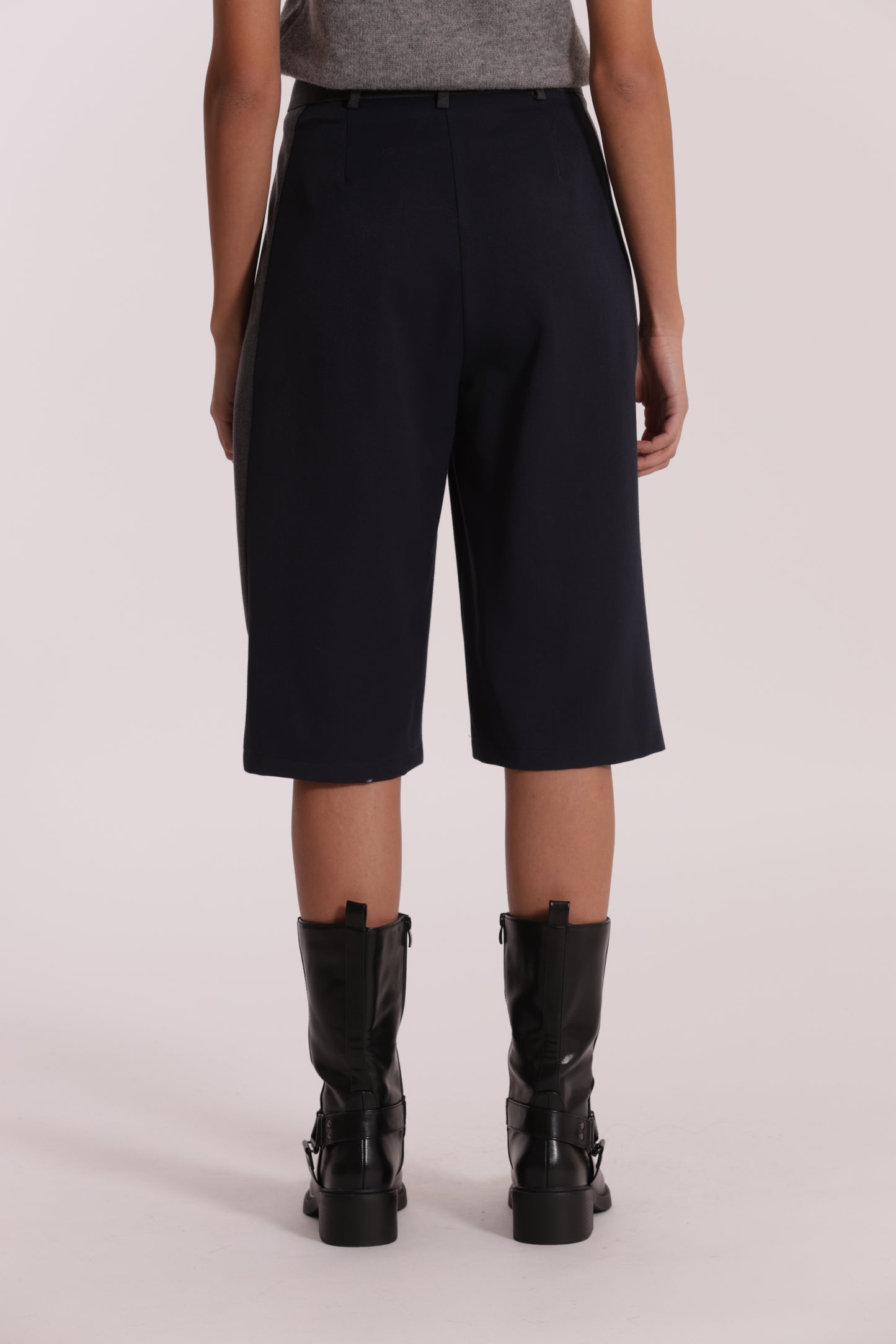 PANTALONE BERMUDA COLOR BLOCK