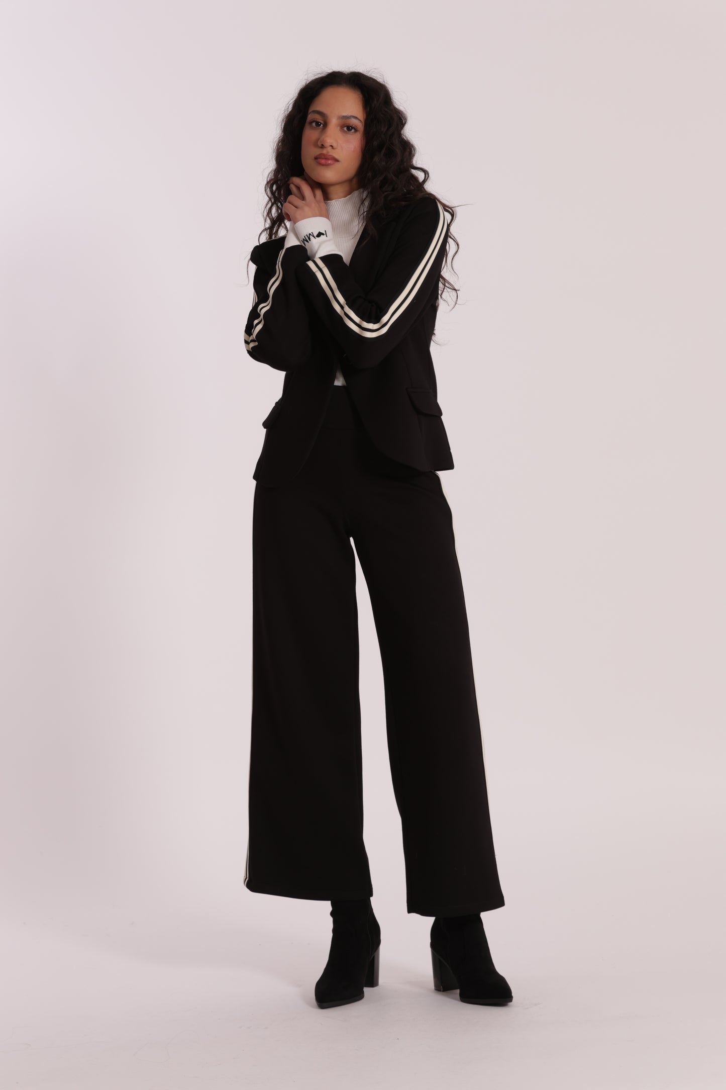 PANTALONE PALAZZO IN NEOPRENE CON PASSAMNERIA