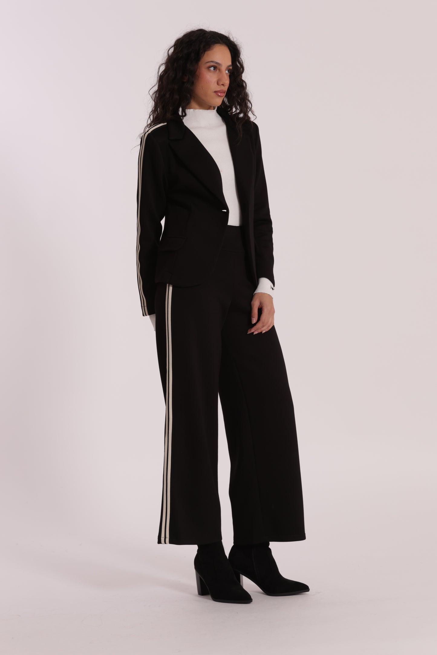 PANTALONE PALAZZO IN NEOPRENE CON PASSAMNERIA