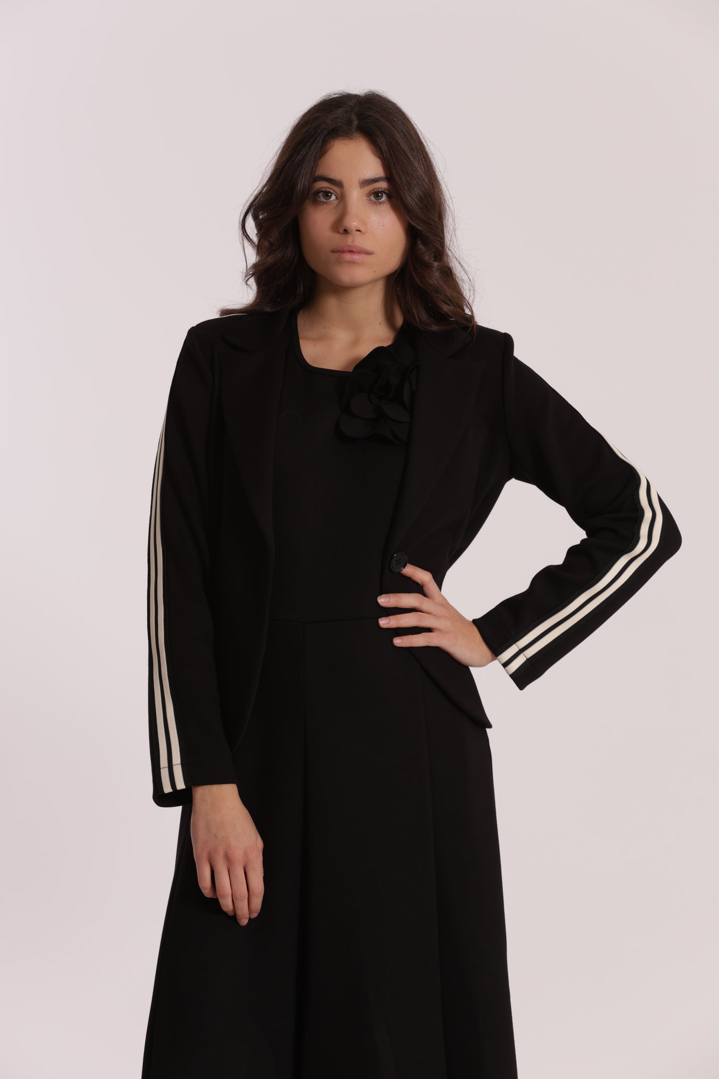 GIACCA CORTA IN NEOPRENE CON PASSAMANERIA