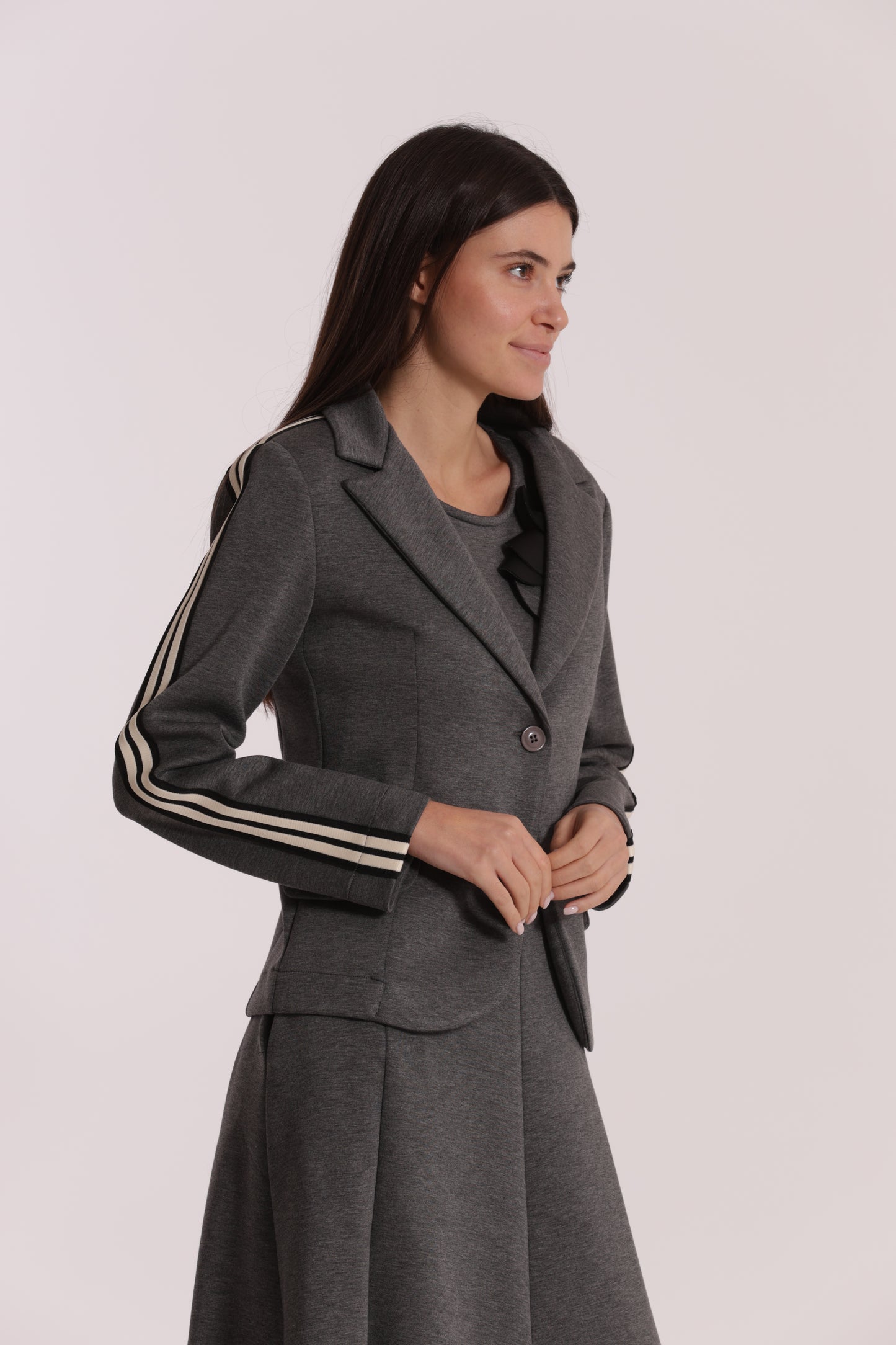 GIACCA CORTA IN NEOPRENE CON PASSAMANERIA