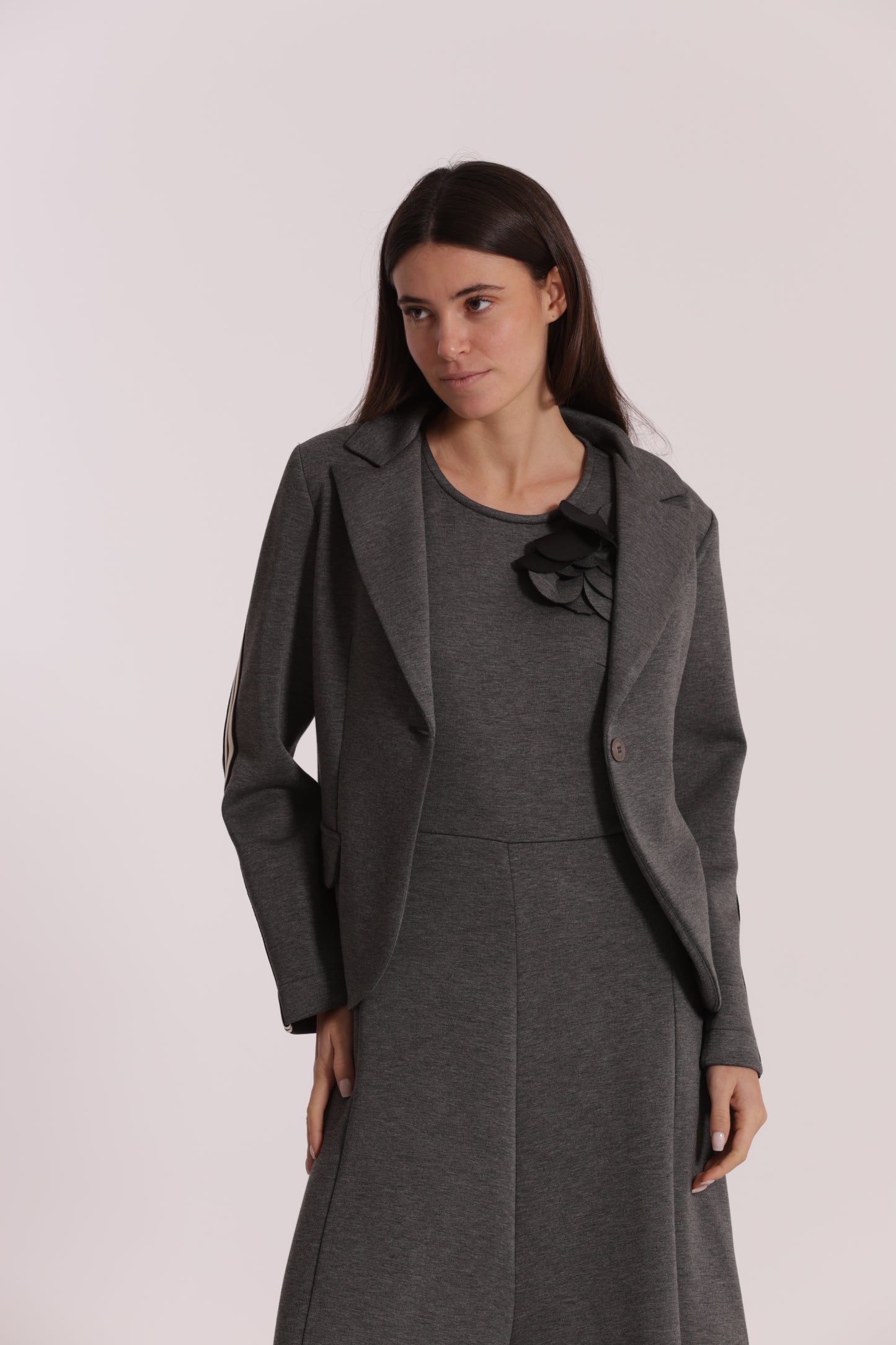 GIACCA CORTA IN NEOPRENE CON PASSAMANERIA