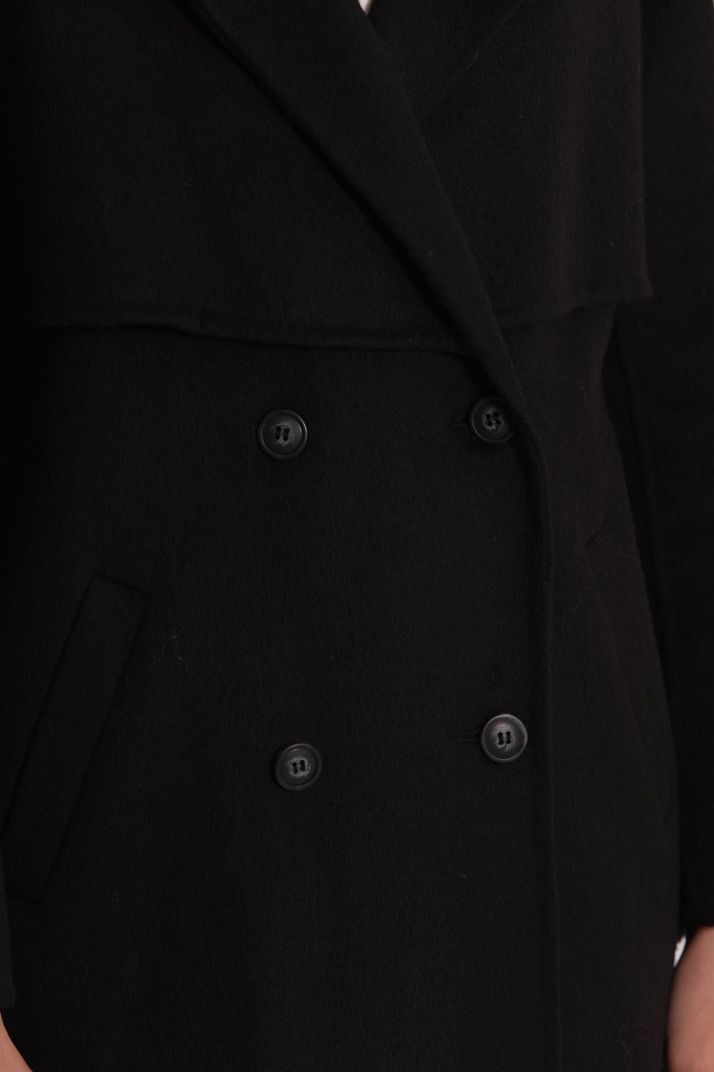 CAPPOTTO BARONETTO CON DETTAGLIO
