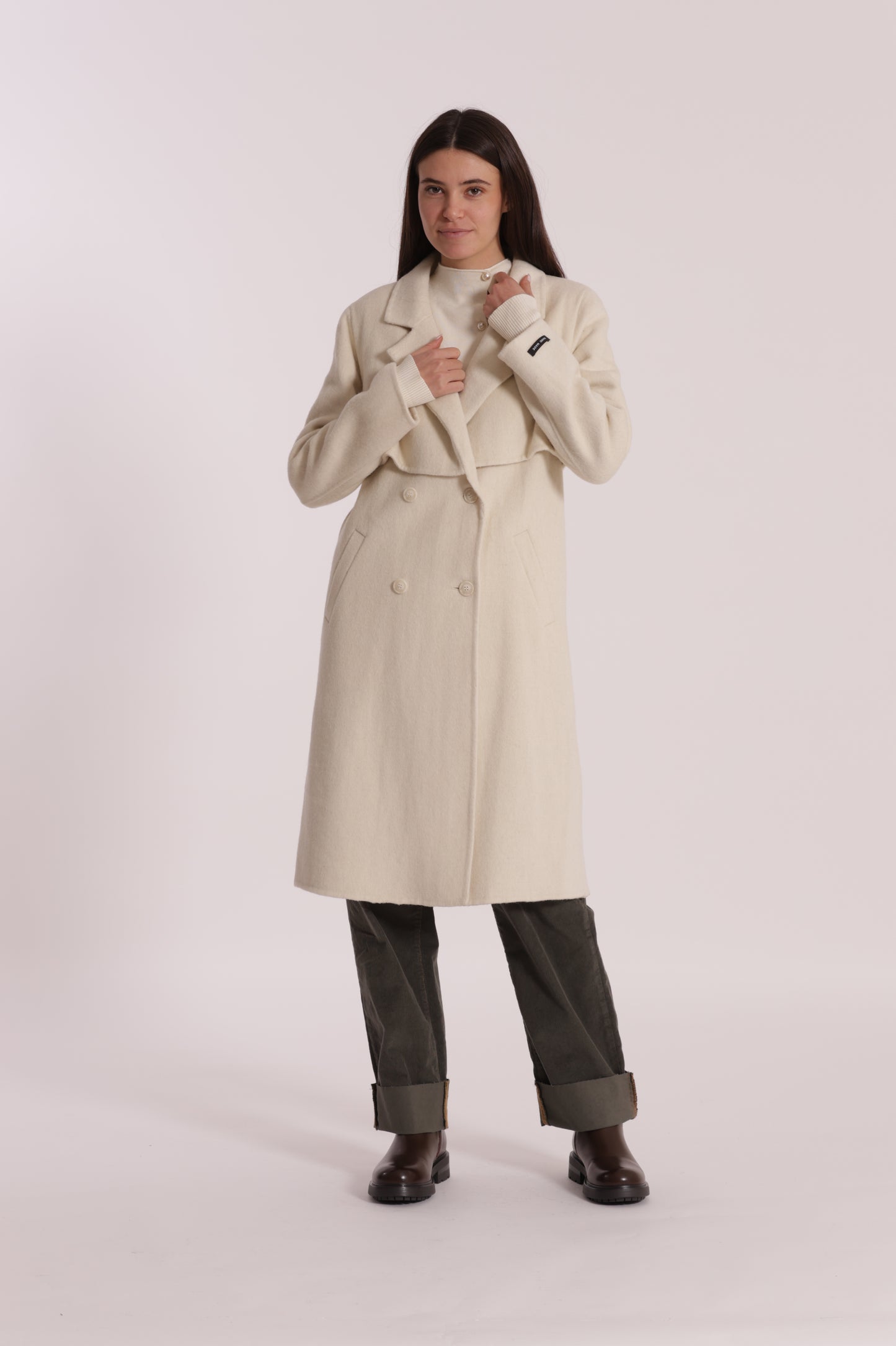 CAPPOTTO BARONETTO CON DETTAGLIO