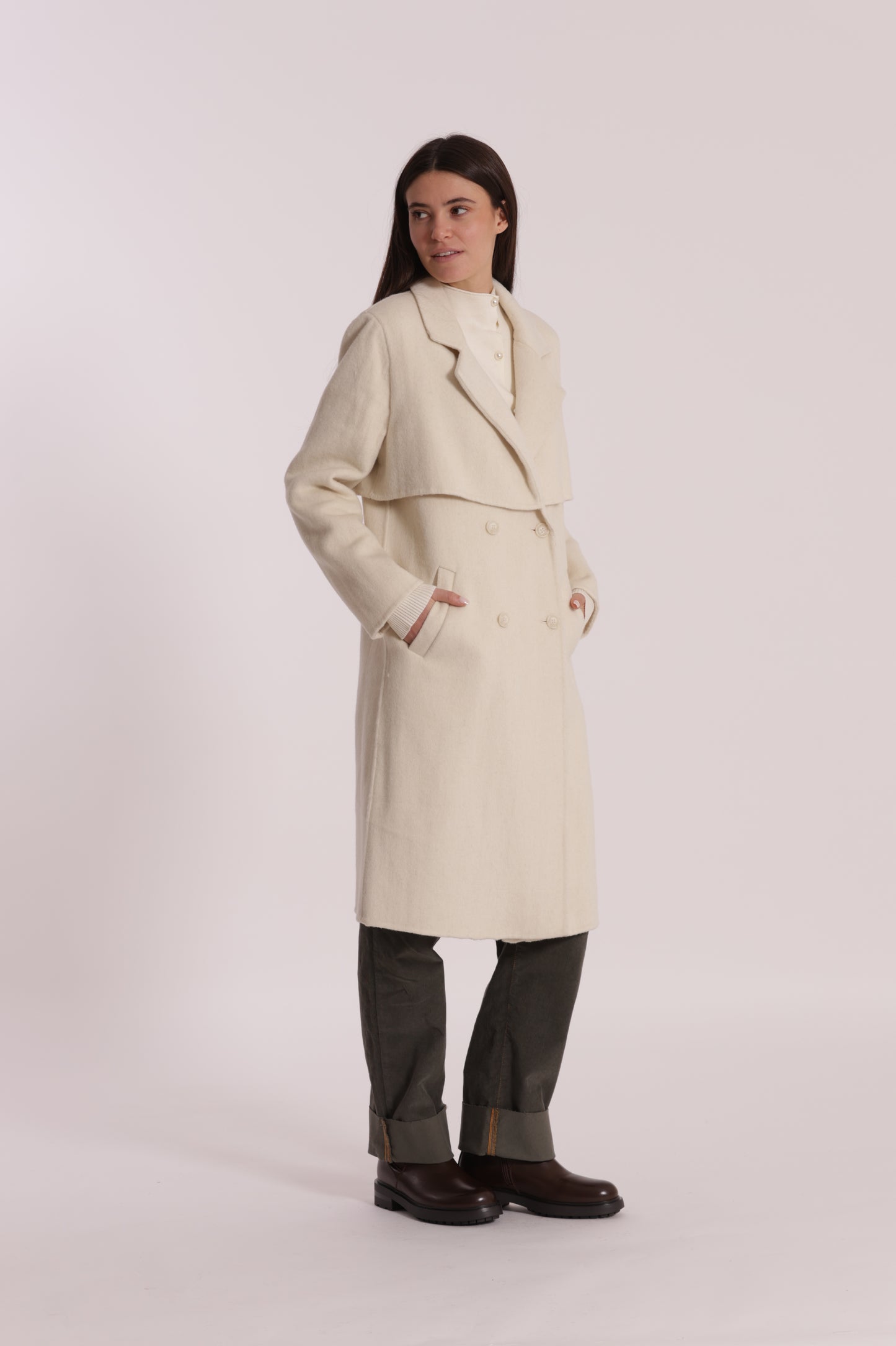 CAPPOTTO BARONETTO CON DETTAGLIO