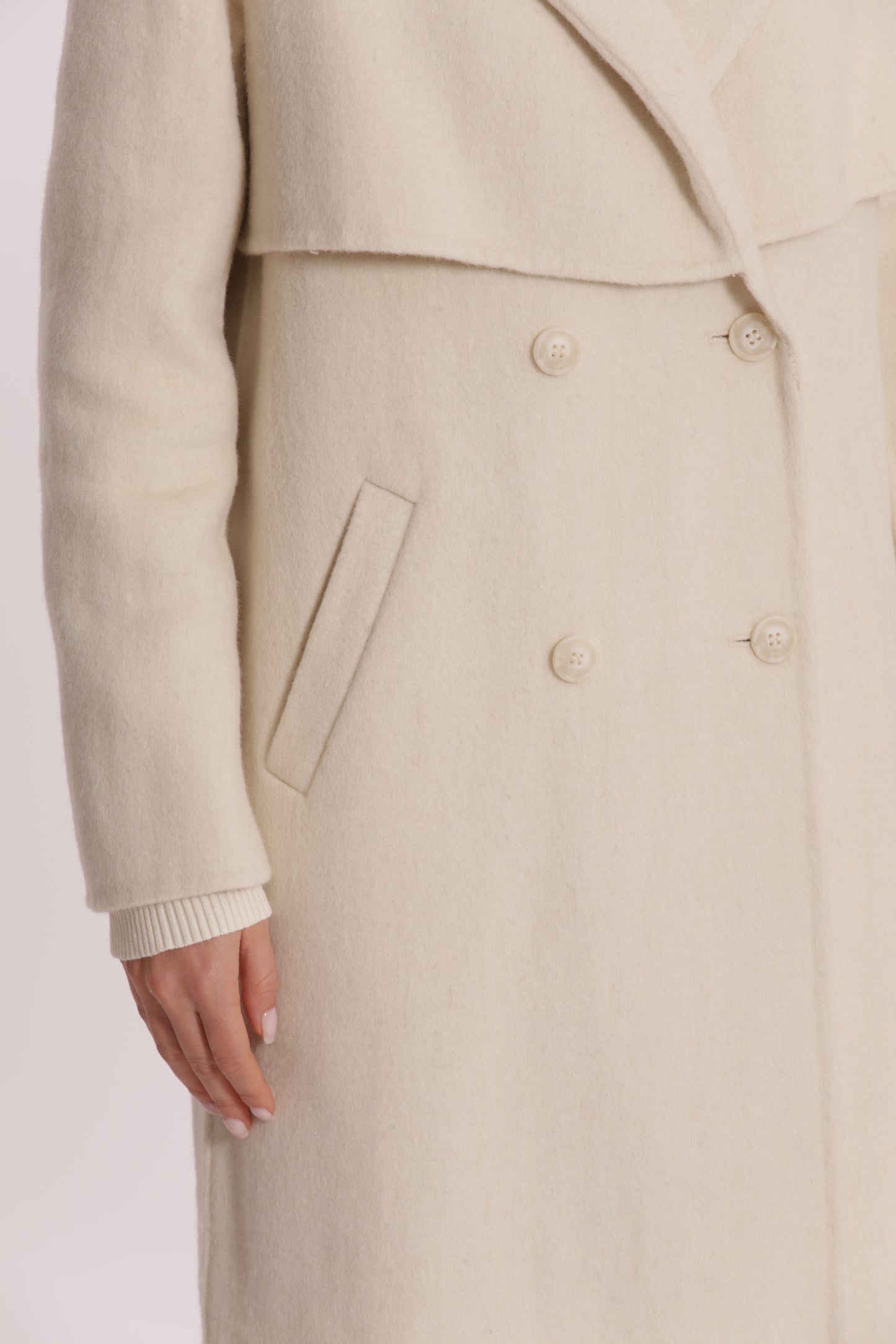 CAPPOTTO BARONETTO CON DETTAGLIO