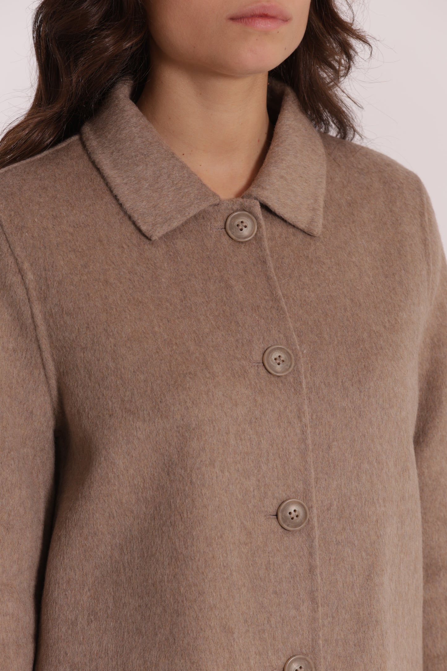 CAPPOTTO CORTO MODELLO GIACCA