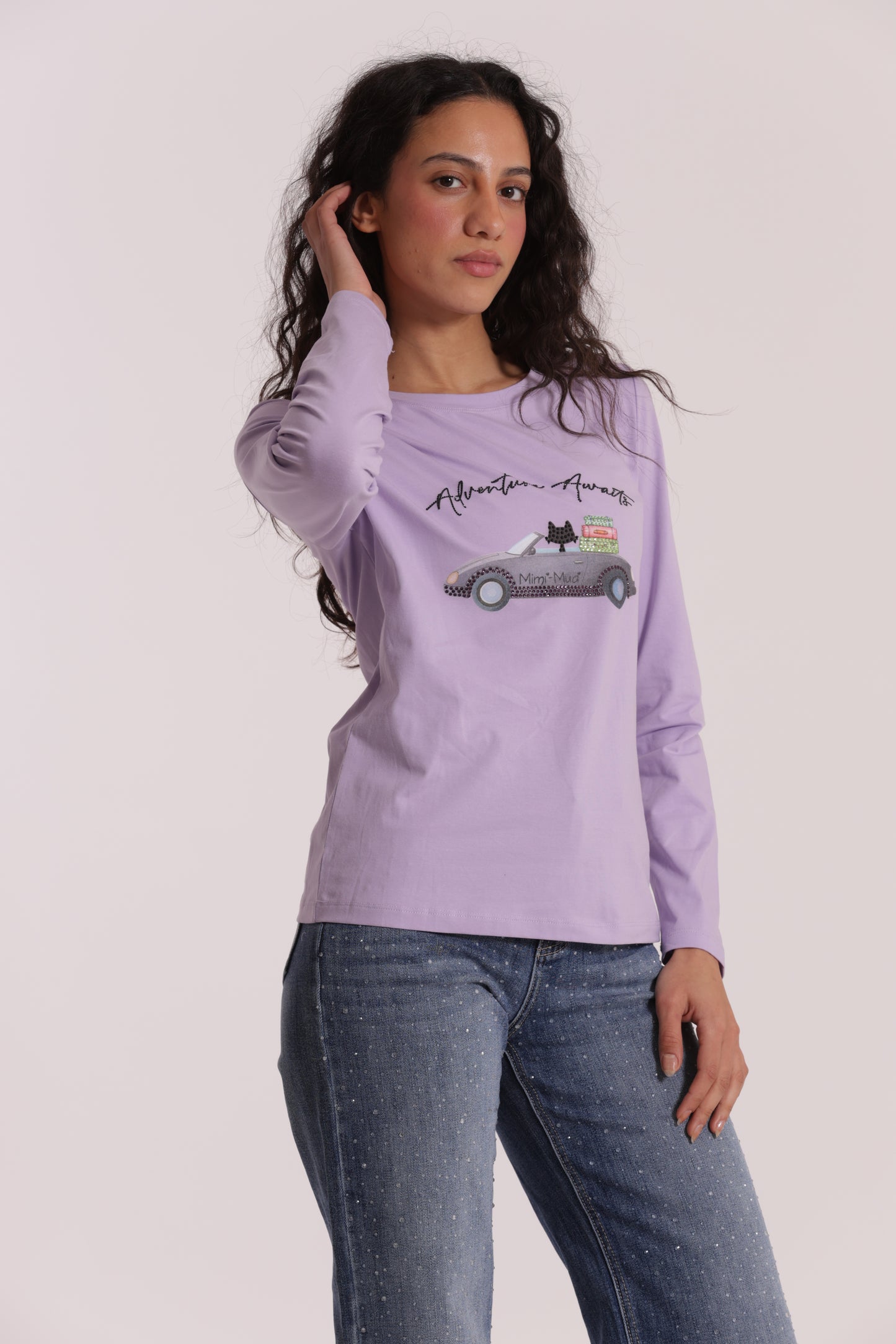T-SHIRT "ADVENTURE AWAITS"