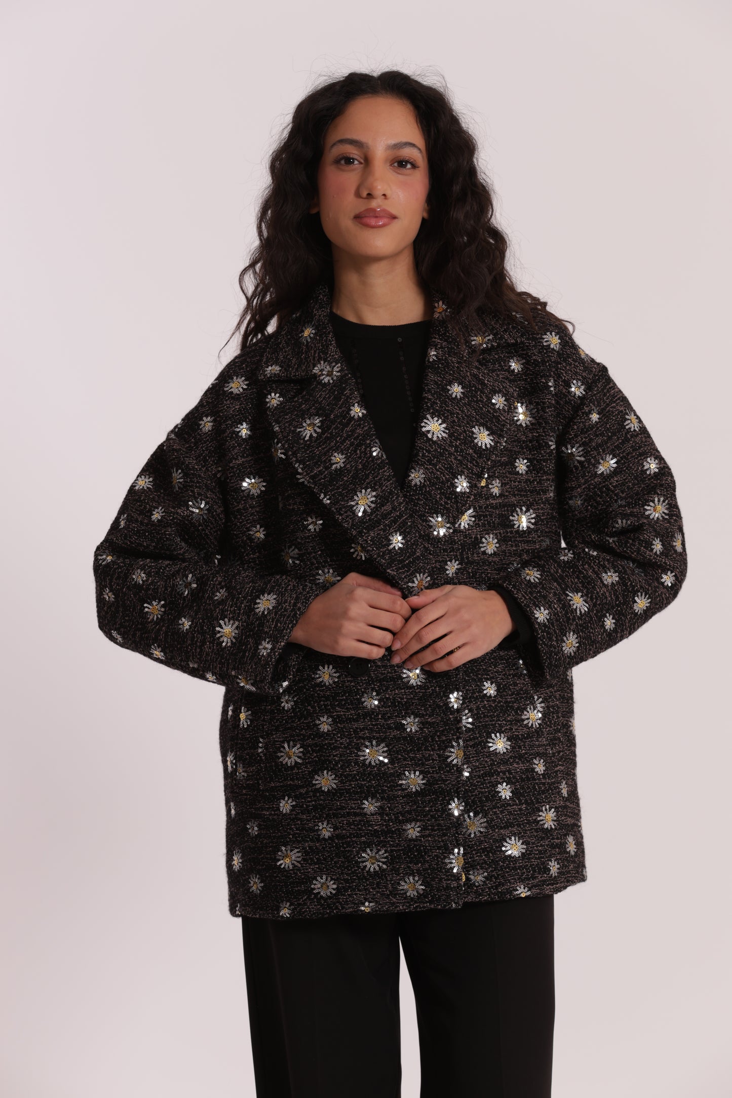 GIACCONE CON MARGHERITE DI PAILLETTES