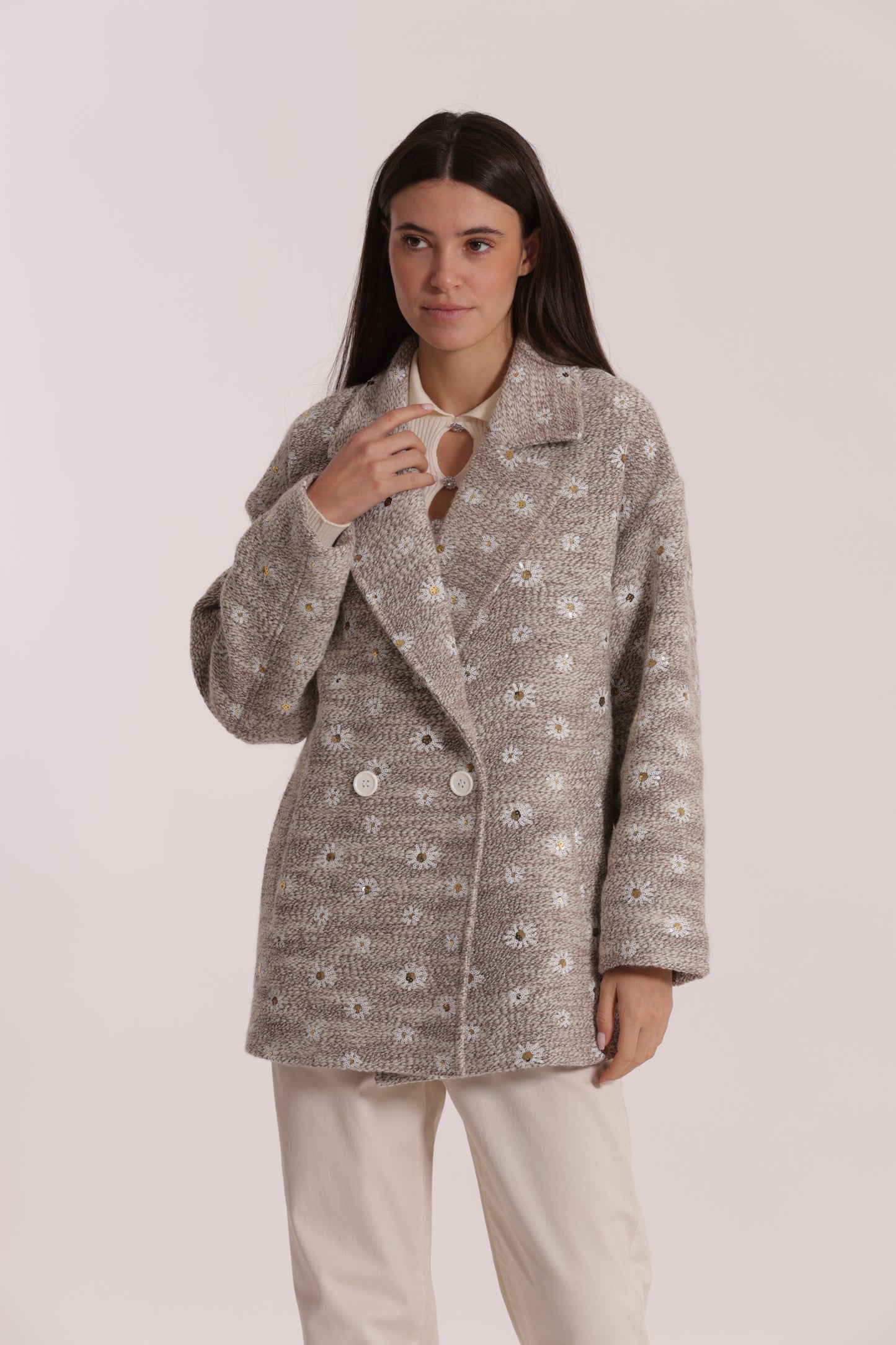 GIACCONE CON MARGHERITE DI PAILLETTES