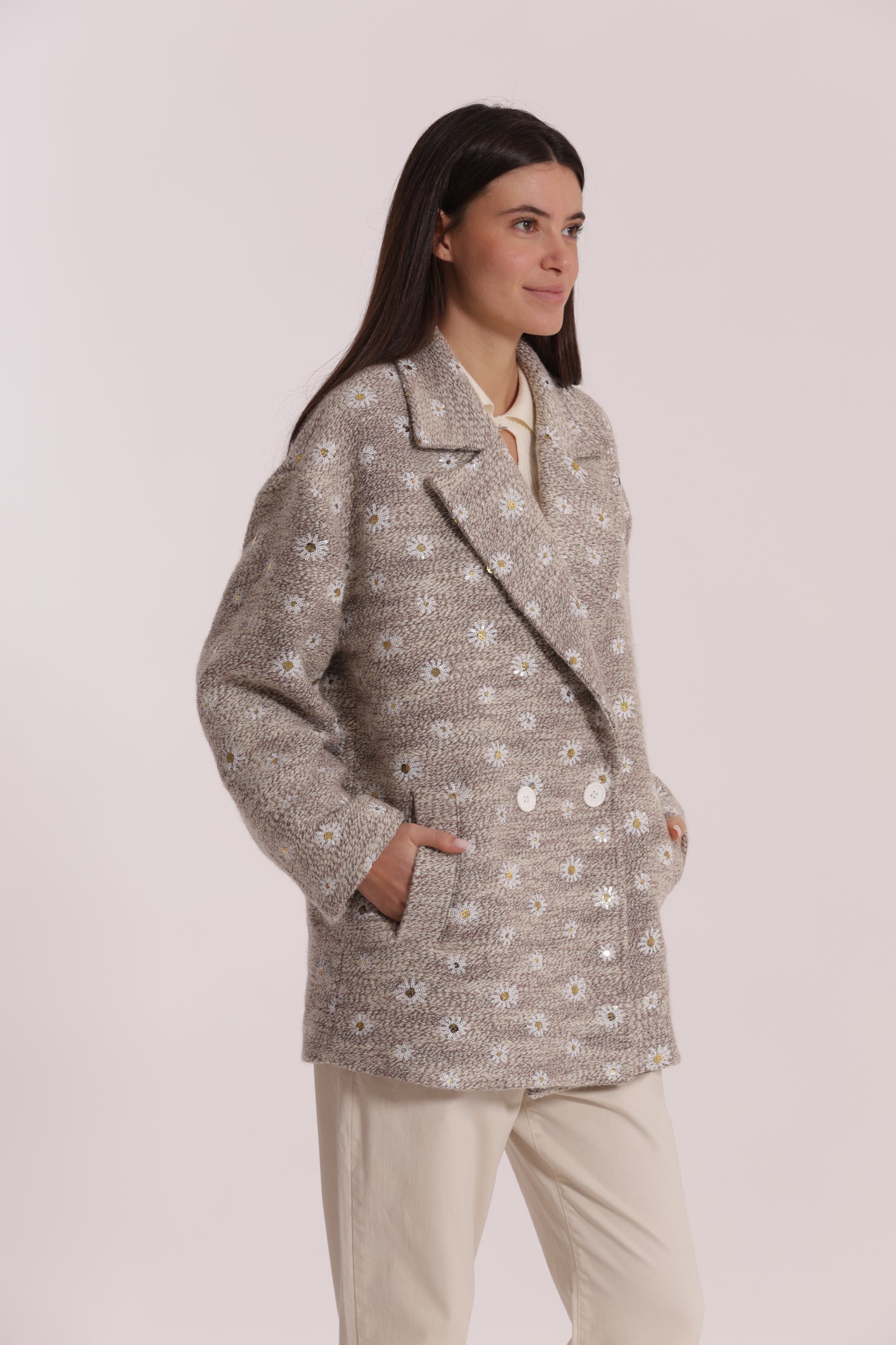 GIACCONE CON MARGHERITE DI PAILLETTES
