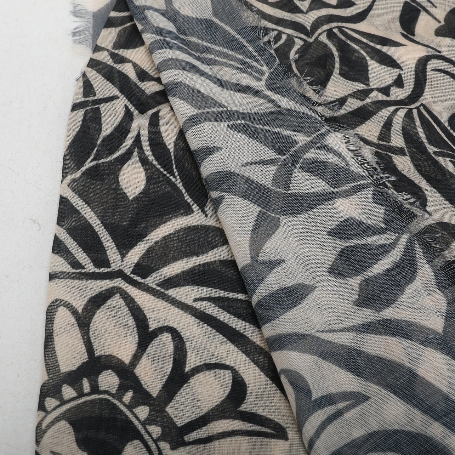 FOULARD FANTASIA DECO' (135X135 cm)