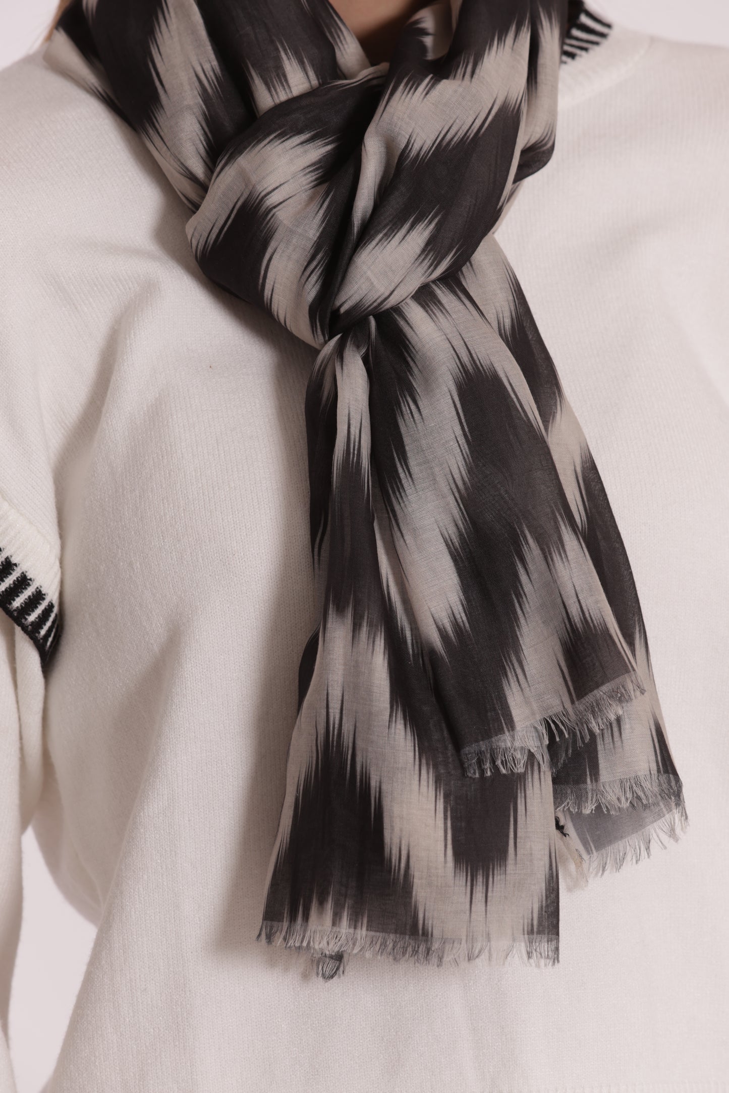 FOULARD IN FANTASIA CHEVRON (180X80 cm)
