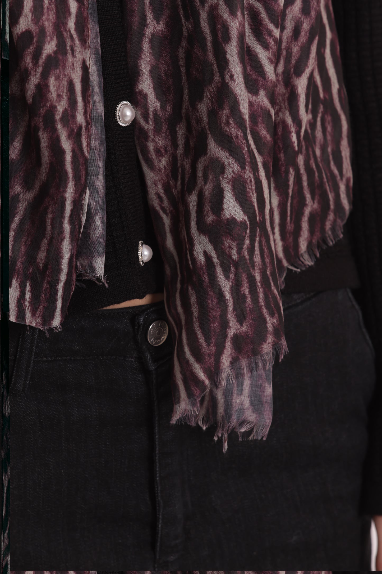 FOULARD IN FANTASIA ANIMALIER (180X80 cm)