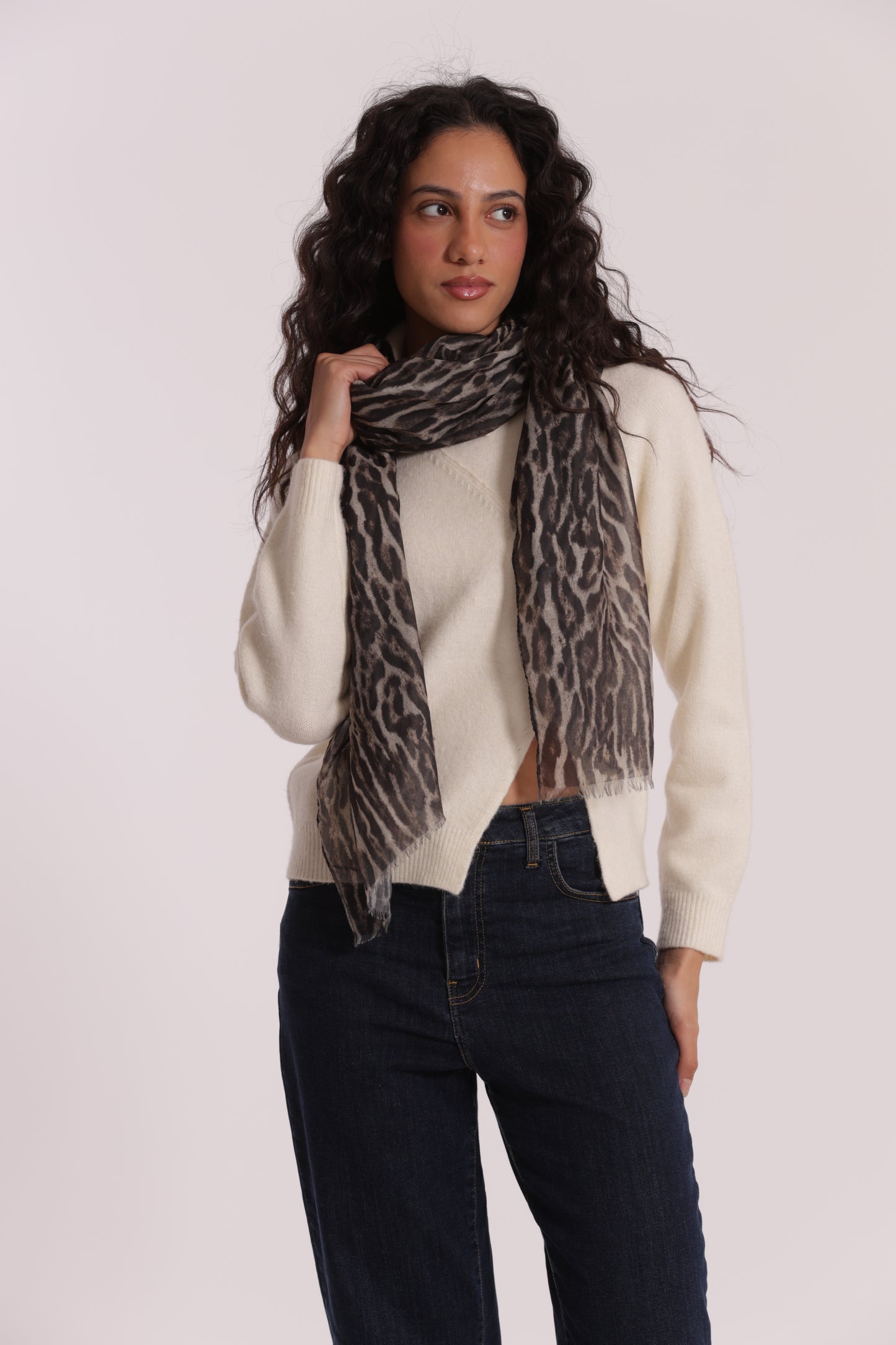 FOULARD IN FANTASIA ANIMALIER (180X80 cm)