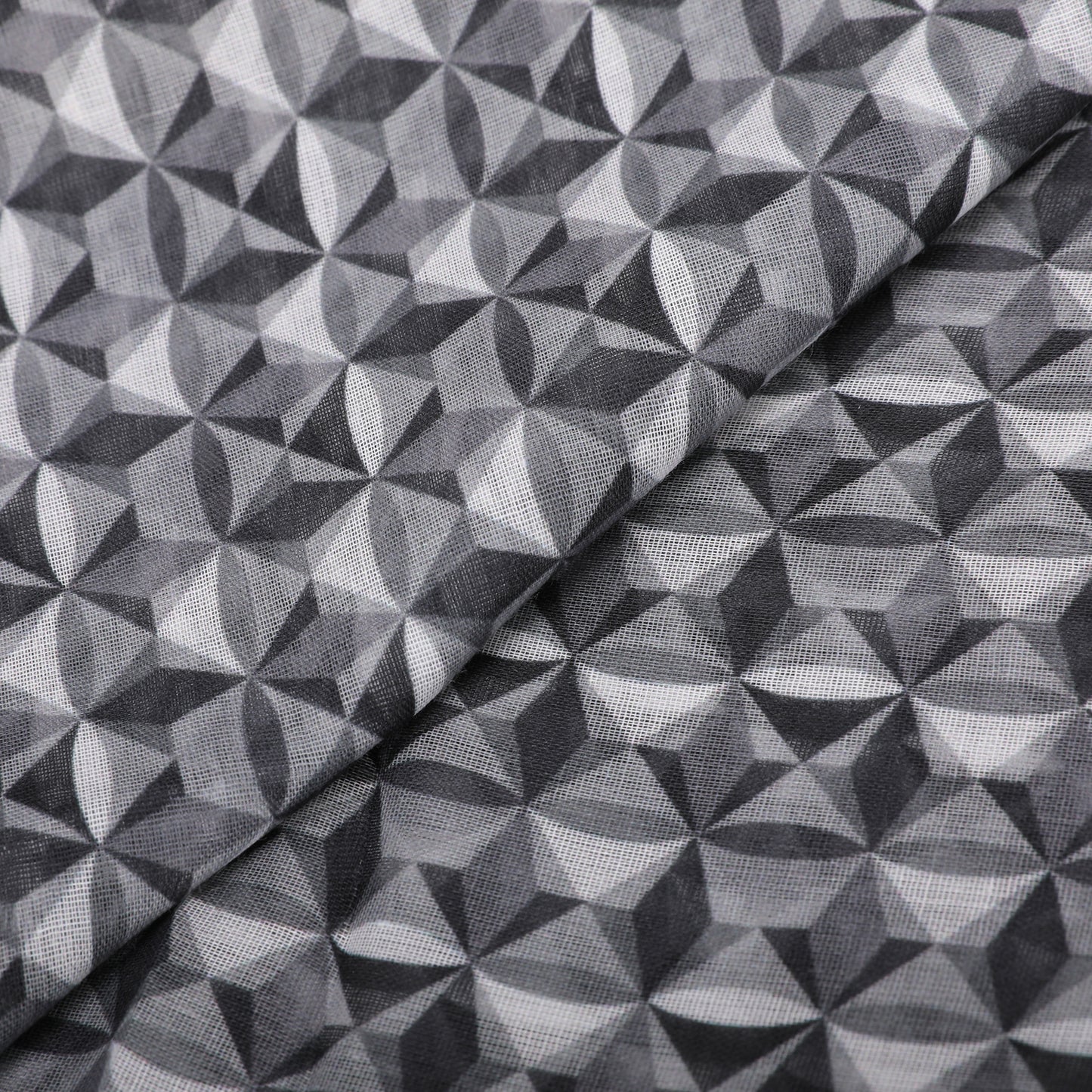 FOULARD GEOMETRICO (135X135 cm)
