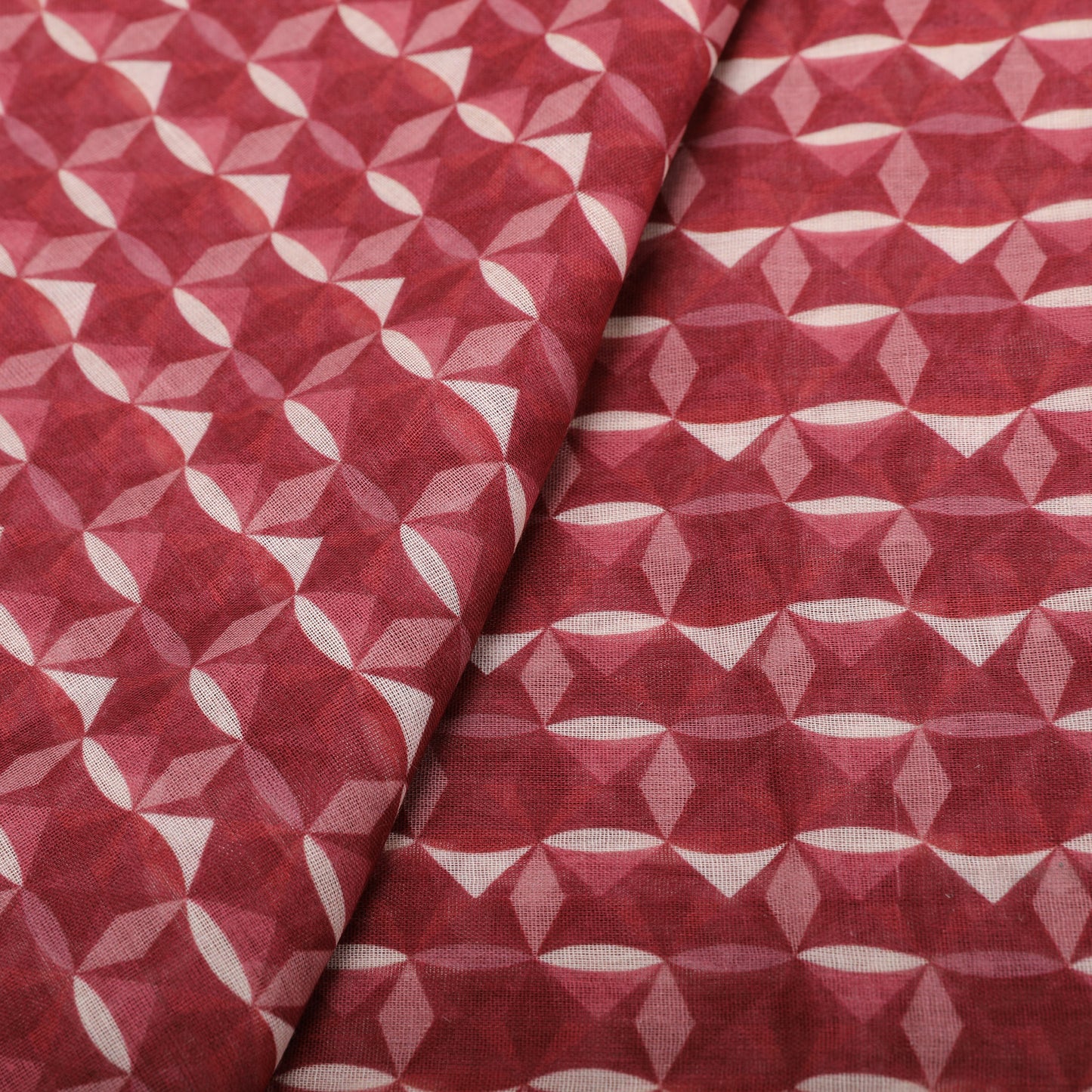 FOULARD GEOMETRICO (135X135 cm)