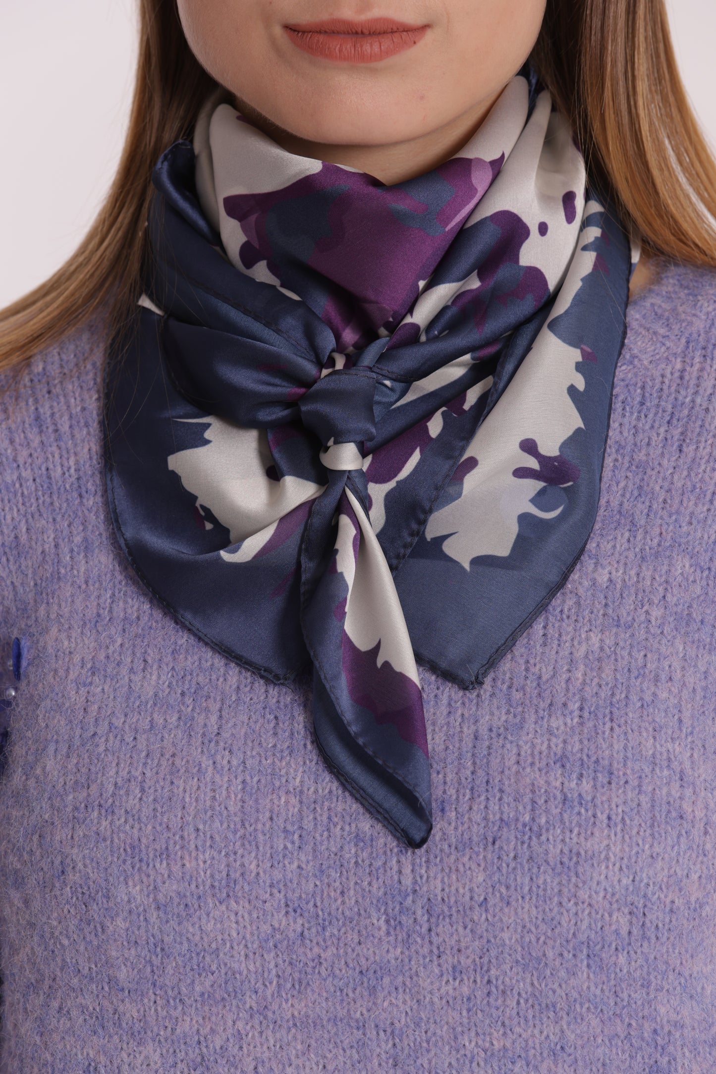 FOULARD MACCHIE IRREGOLARI (90X90 cm)