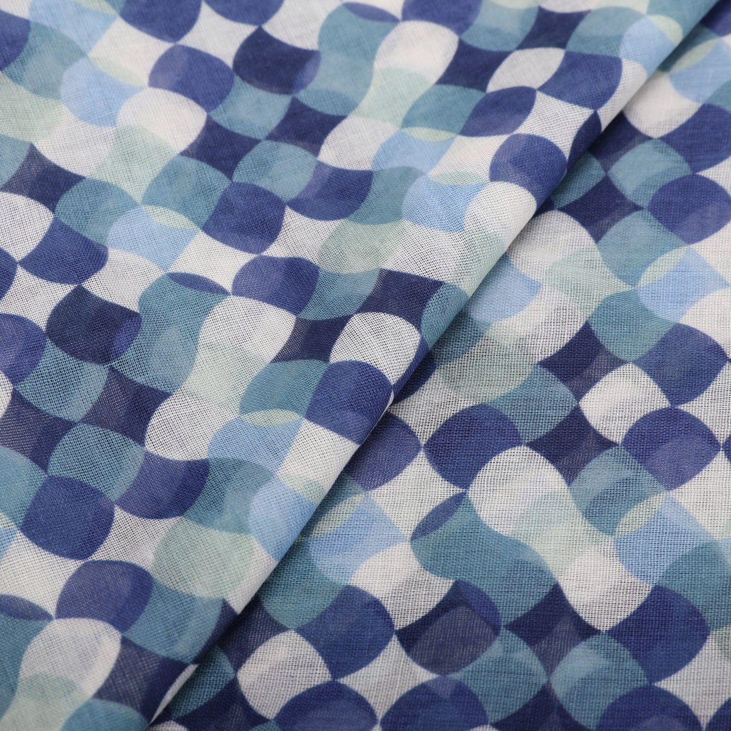FOULARD POIS IN MOVIMENTO (135X135 cm)