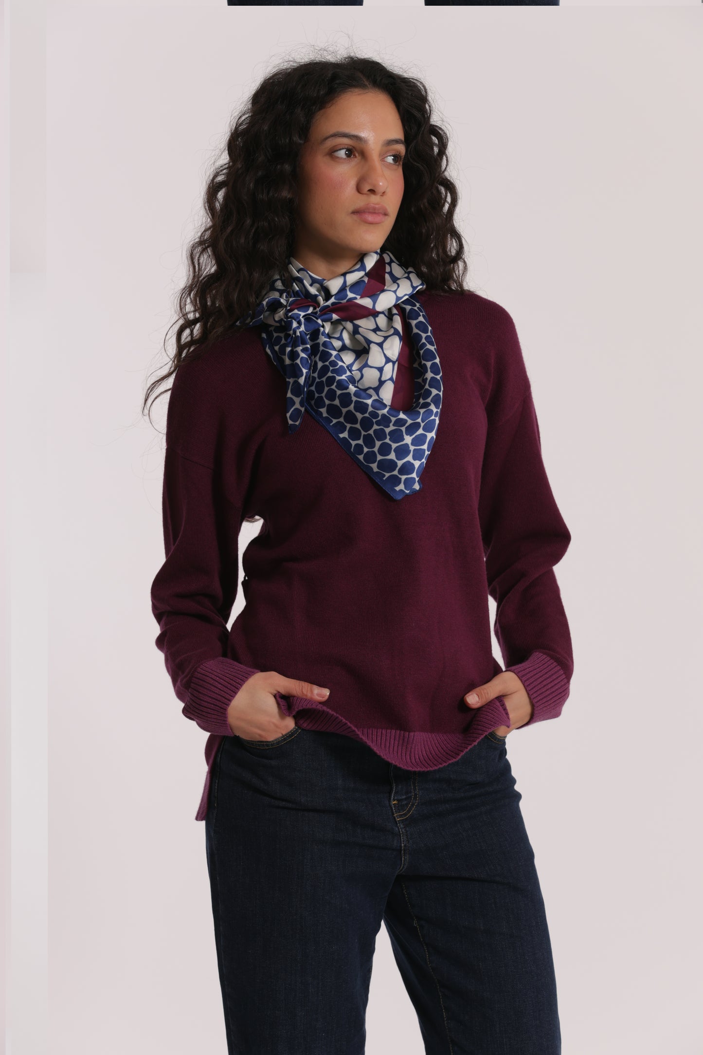 FOULARD POIS IRREGOLARI CON CORNICE (90X90 cm)