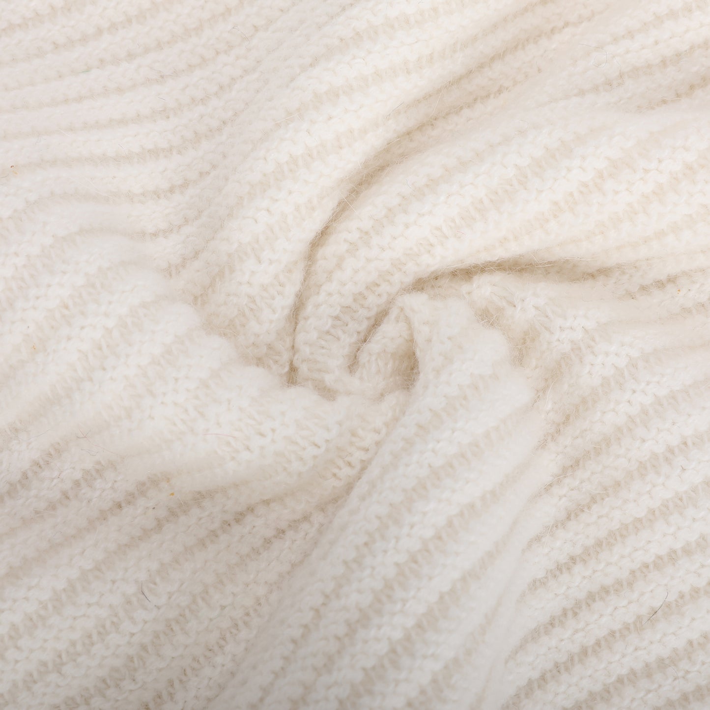 SCIARPA CON DETTAGLIO LUREX E STRISCIA DI STRASS
