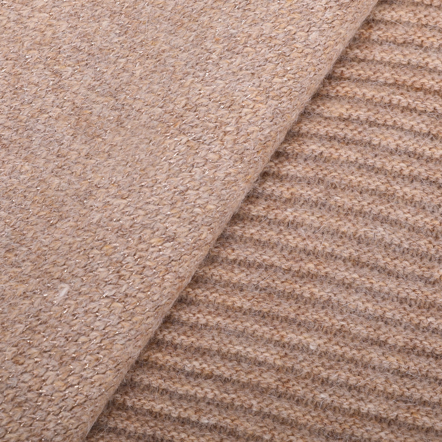 SCIARPA CON DETTAGLIO LUREX E STRISCIA DI STRASS
