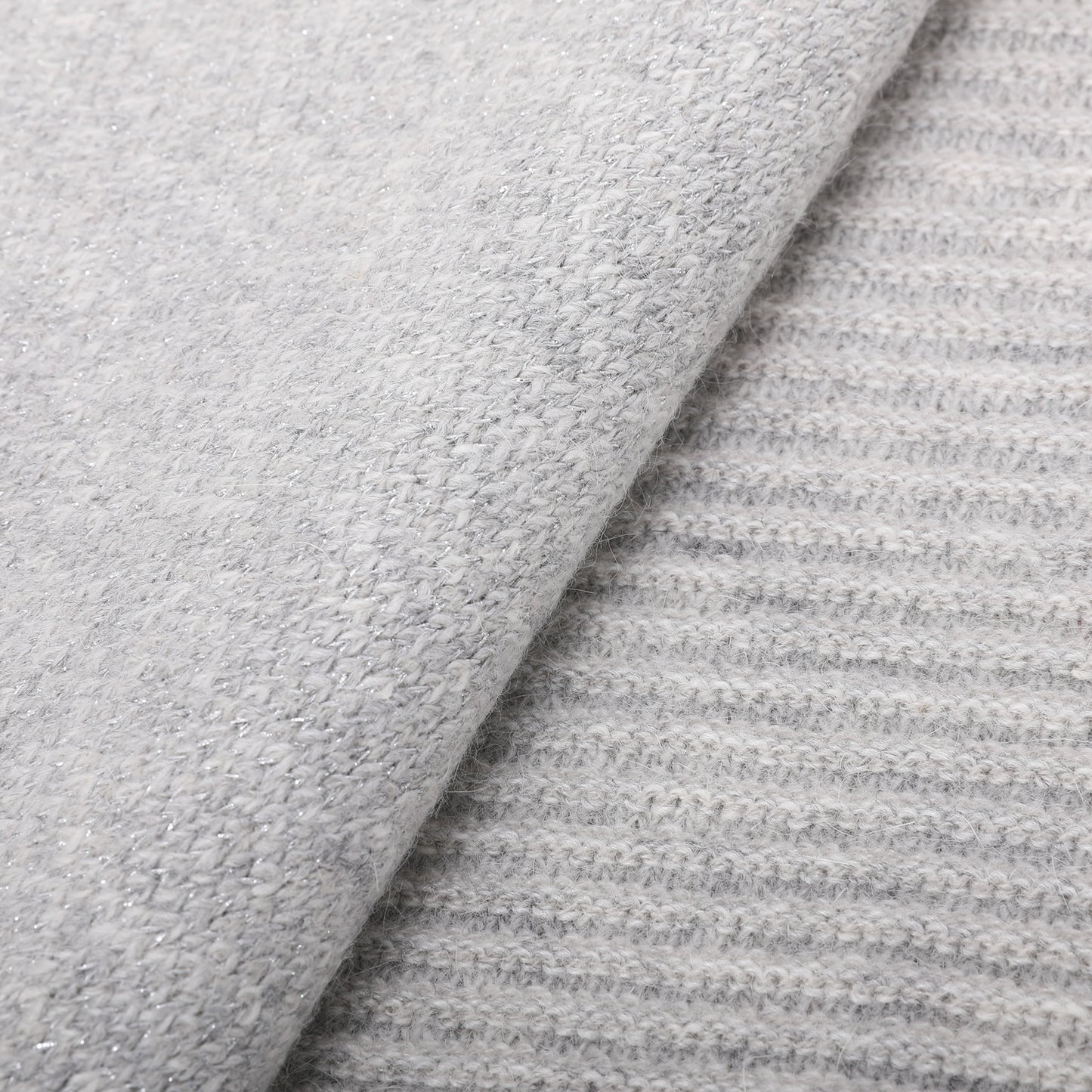 SCIARPA CON DETTAGLIO LUREX E STRISCIA DI STRASS
