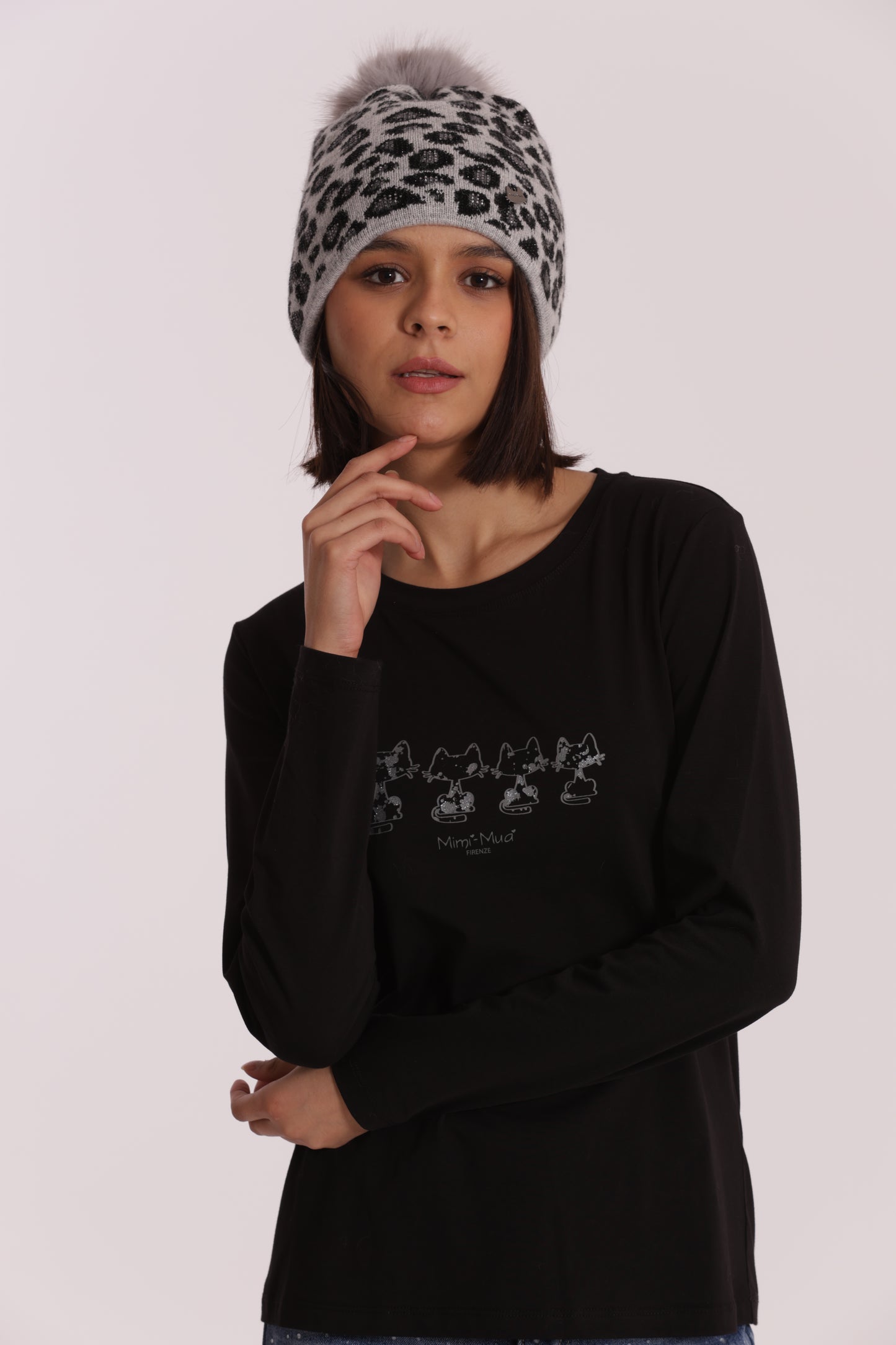BERRETTO LEOPARDATO CON STRASS E PON PON