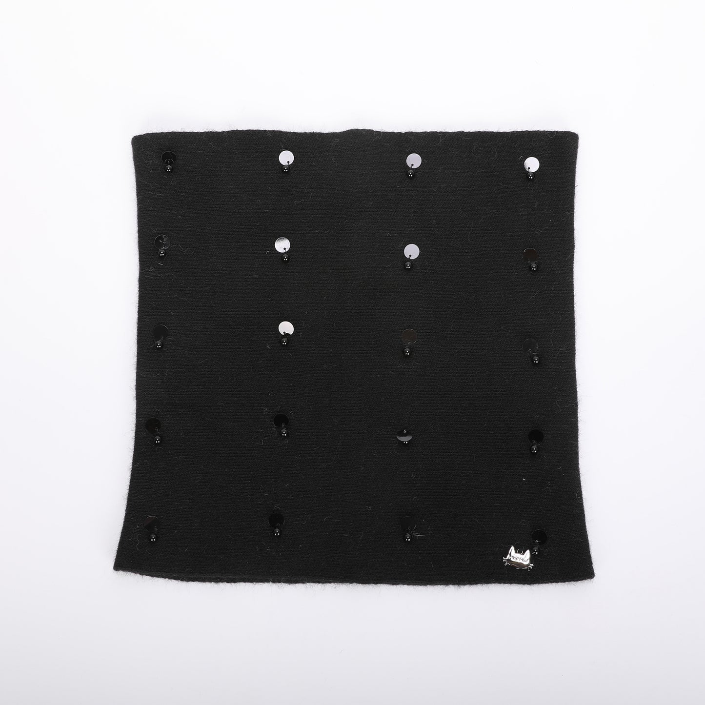 GIROCOLLO CON PERLE E PAILLETTES