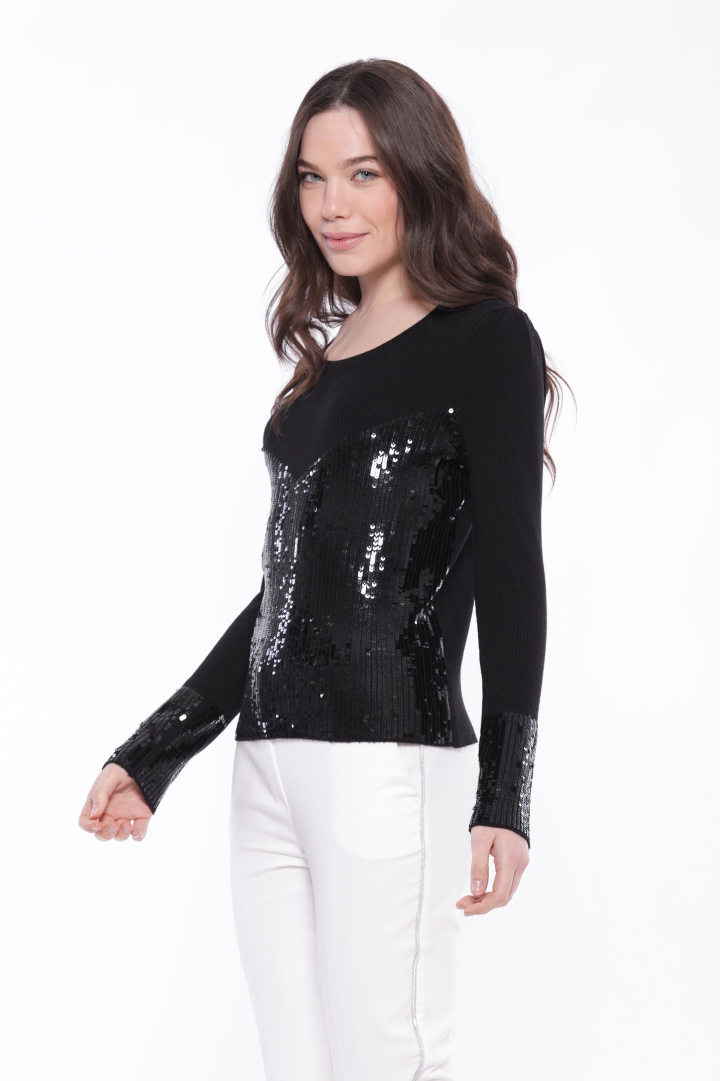 MAGLIA SCOLLO TONDO CON DETTAGLIO PAILLETTES