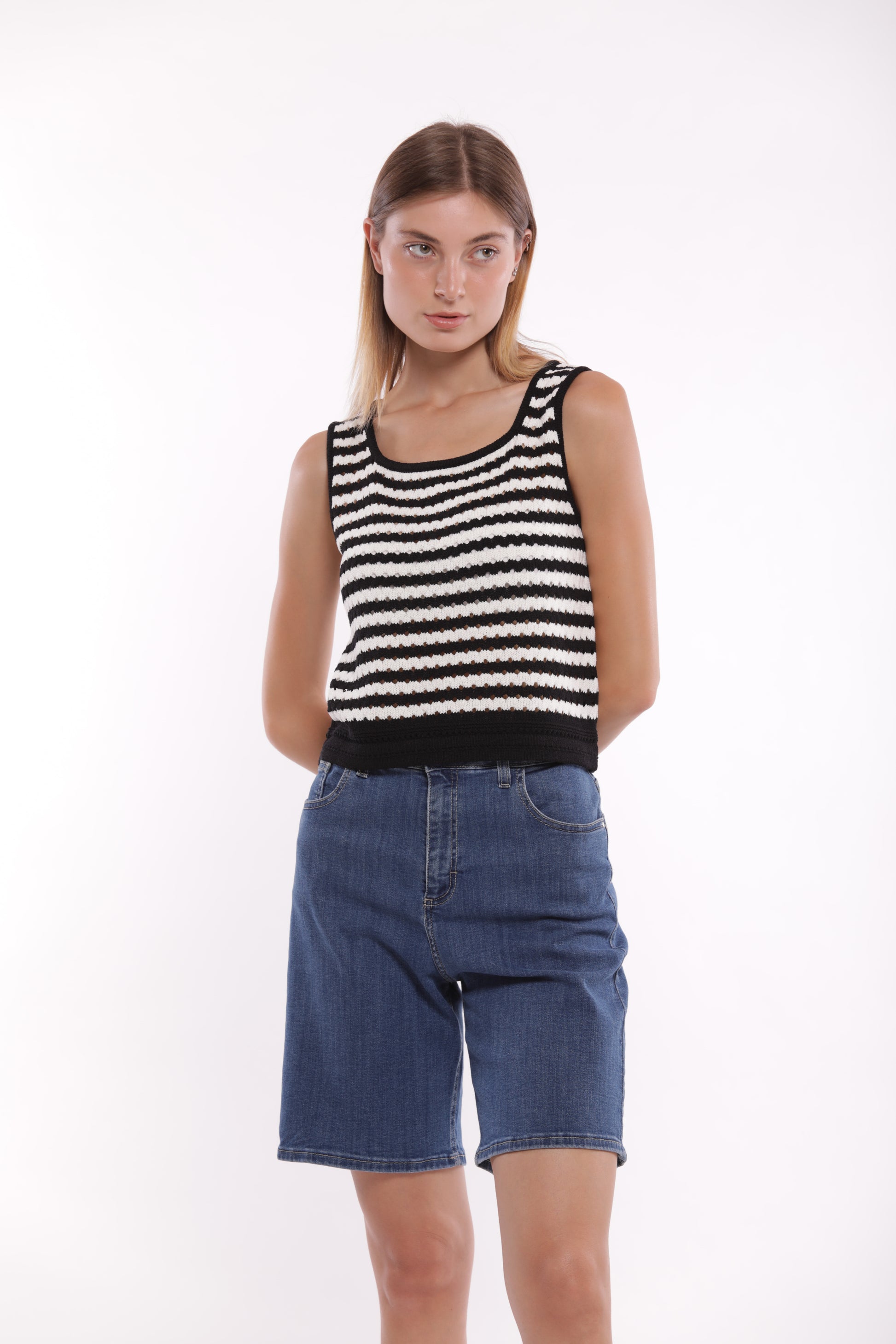 TOP IN MAGLIA A RIGHE