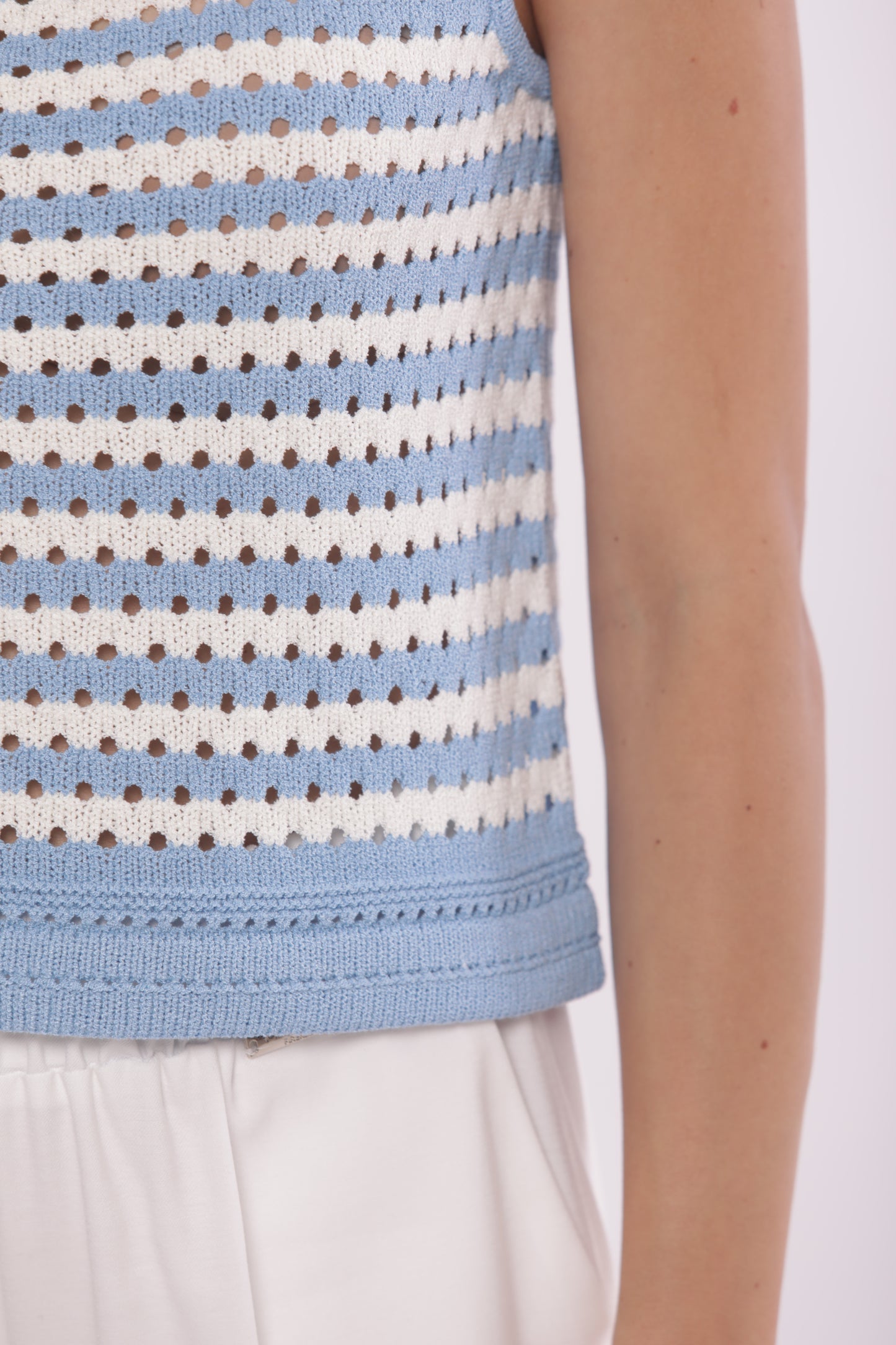 TOP IN MAGLIA A RIGHE
