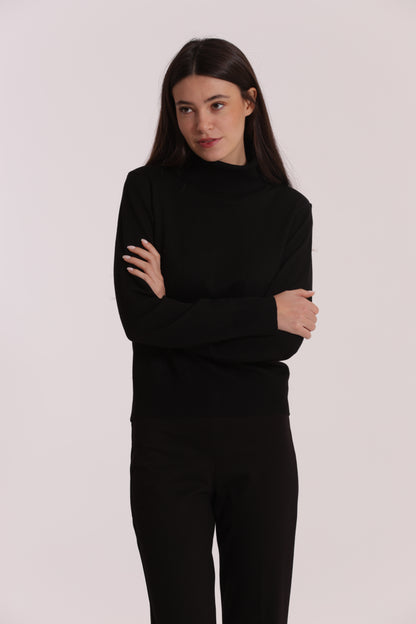 MAGLIA COLLO ALTO IN MANO FREDDA