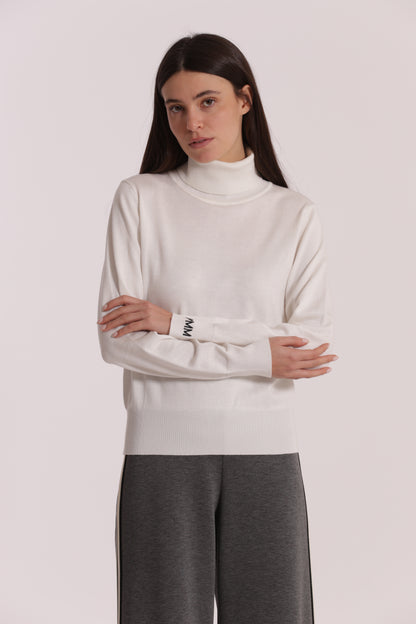 MAGLIA COLLO ALTO IN MANO FREDDA