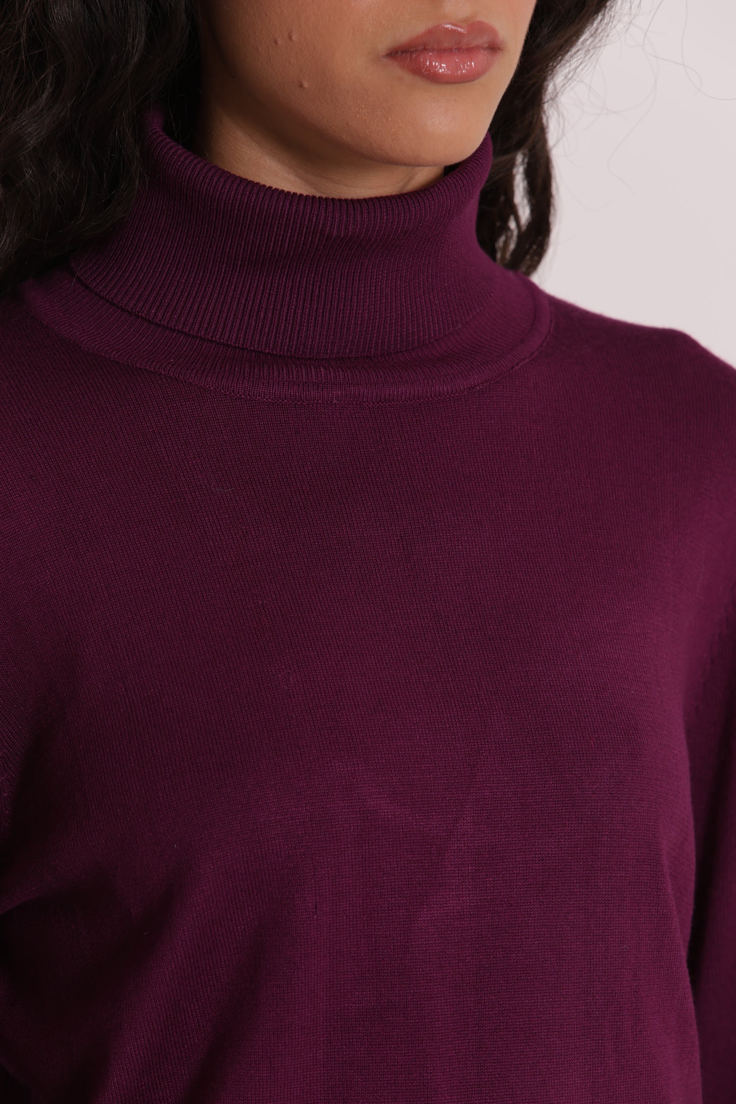MAGLIA COLLO ALTO IN MANO FREDDA