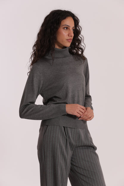 MAGLIA COLLO ALTO IN MANO FREDDA
