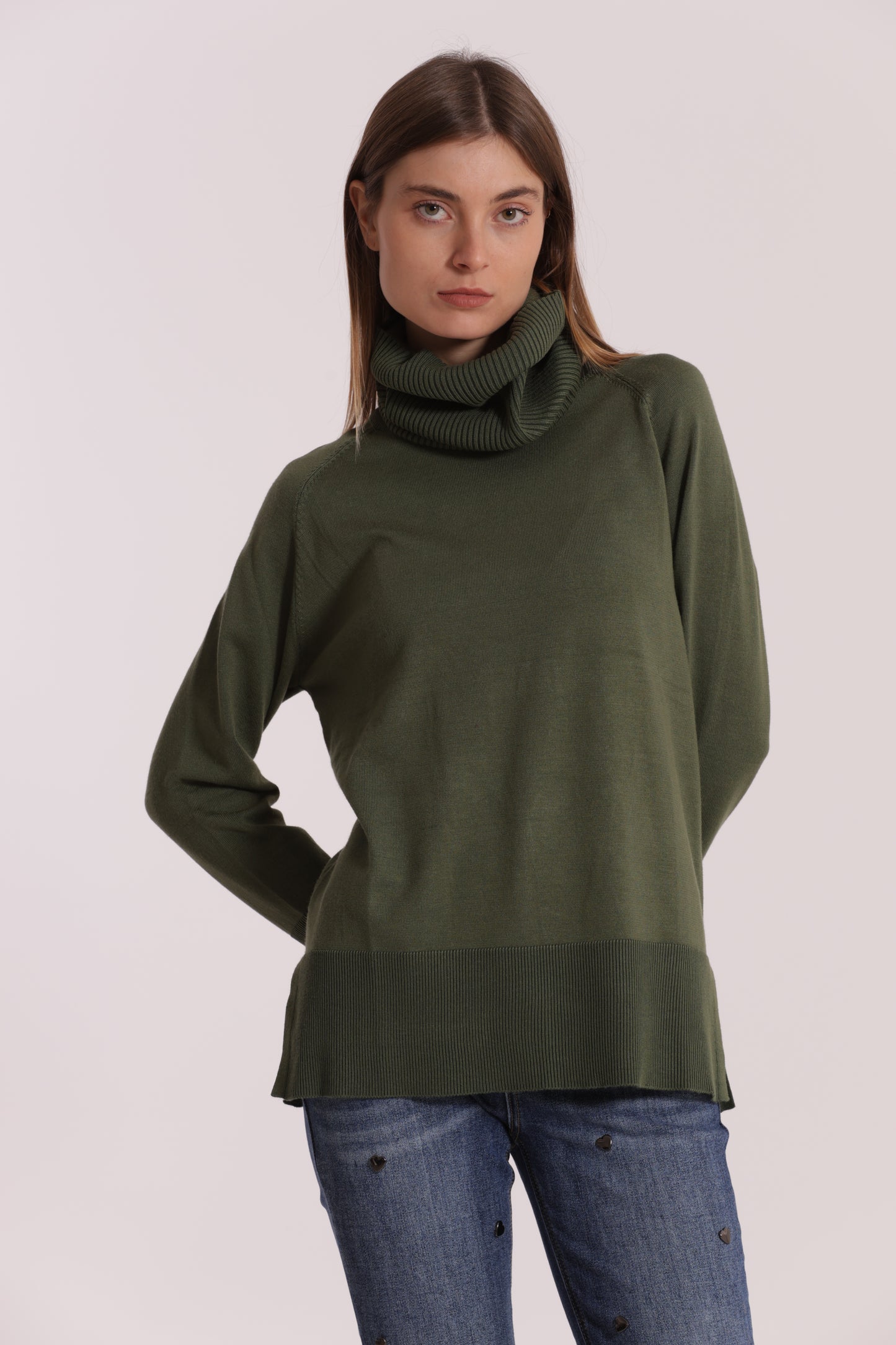 MAGLIA OVER CON SPACCHI LATERALI