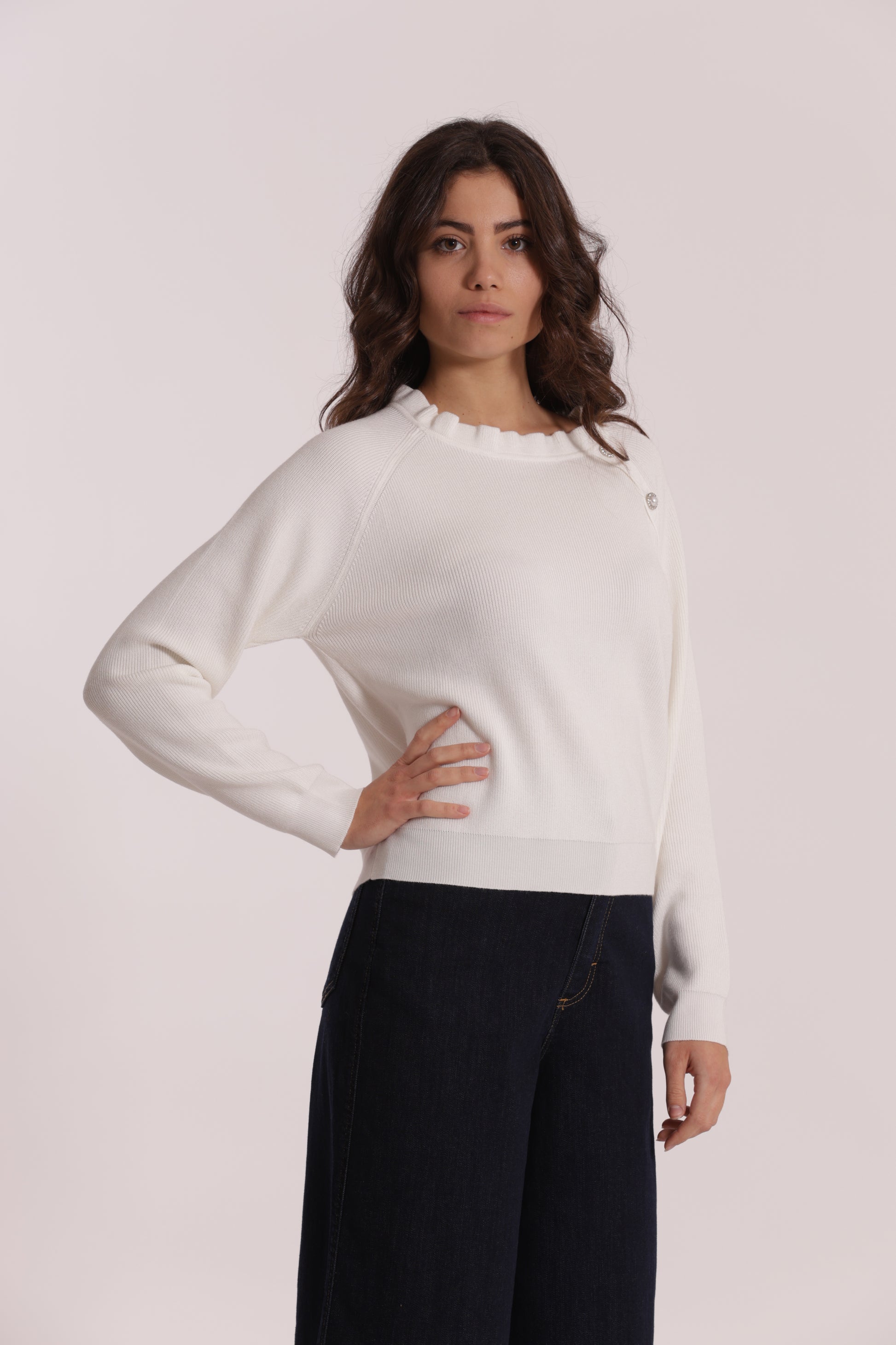 MAGLIA CON BOTTONI GIOIELLO